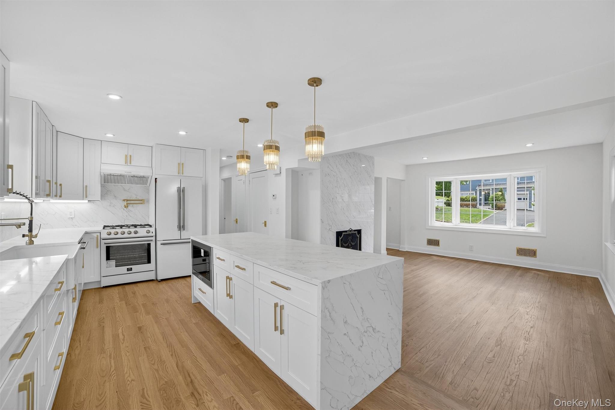 15 Benedict Avenue, Eastchester, NY 10709