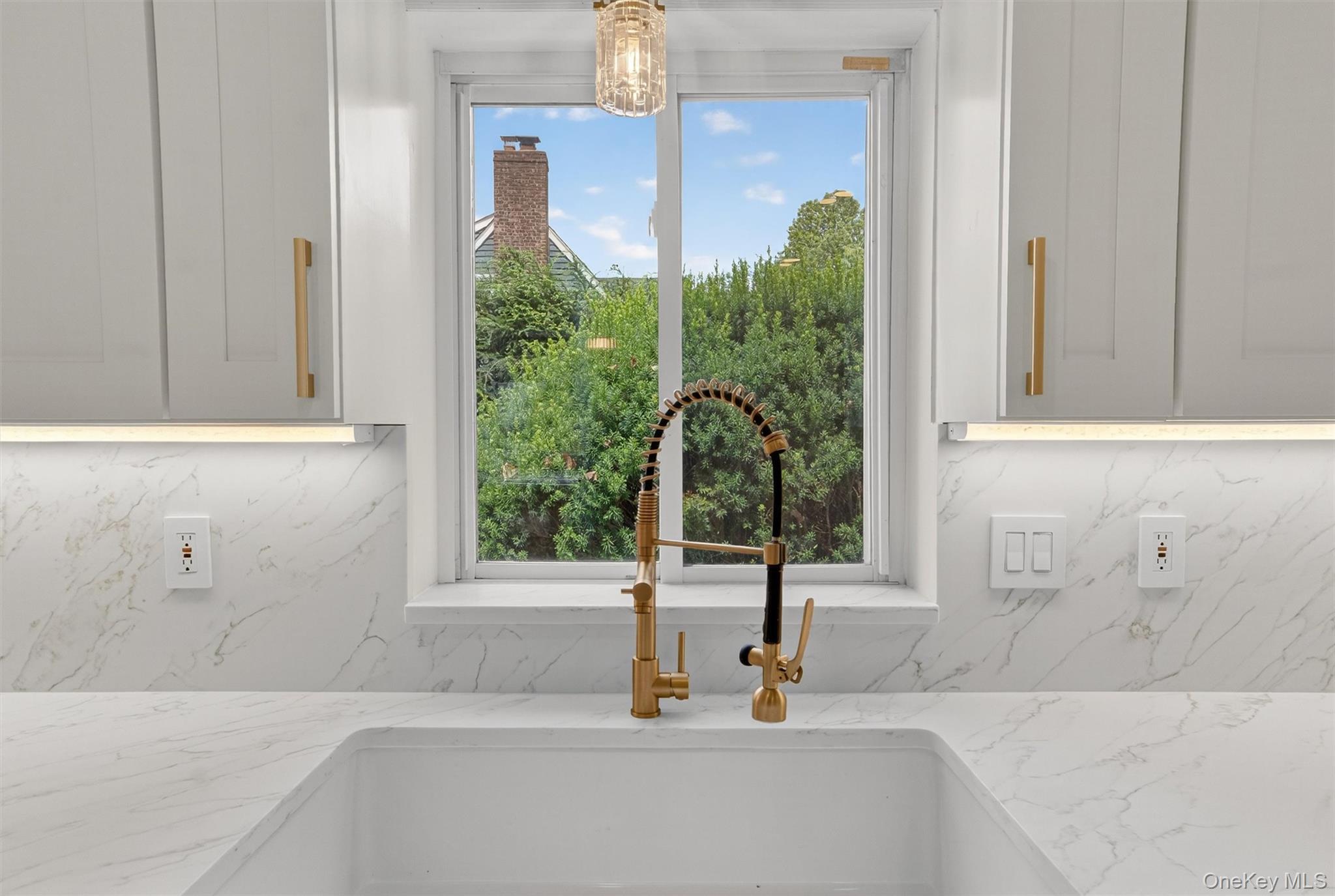 15 Benedict Avenue, Eastchester, NY 10709