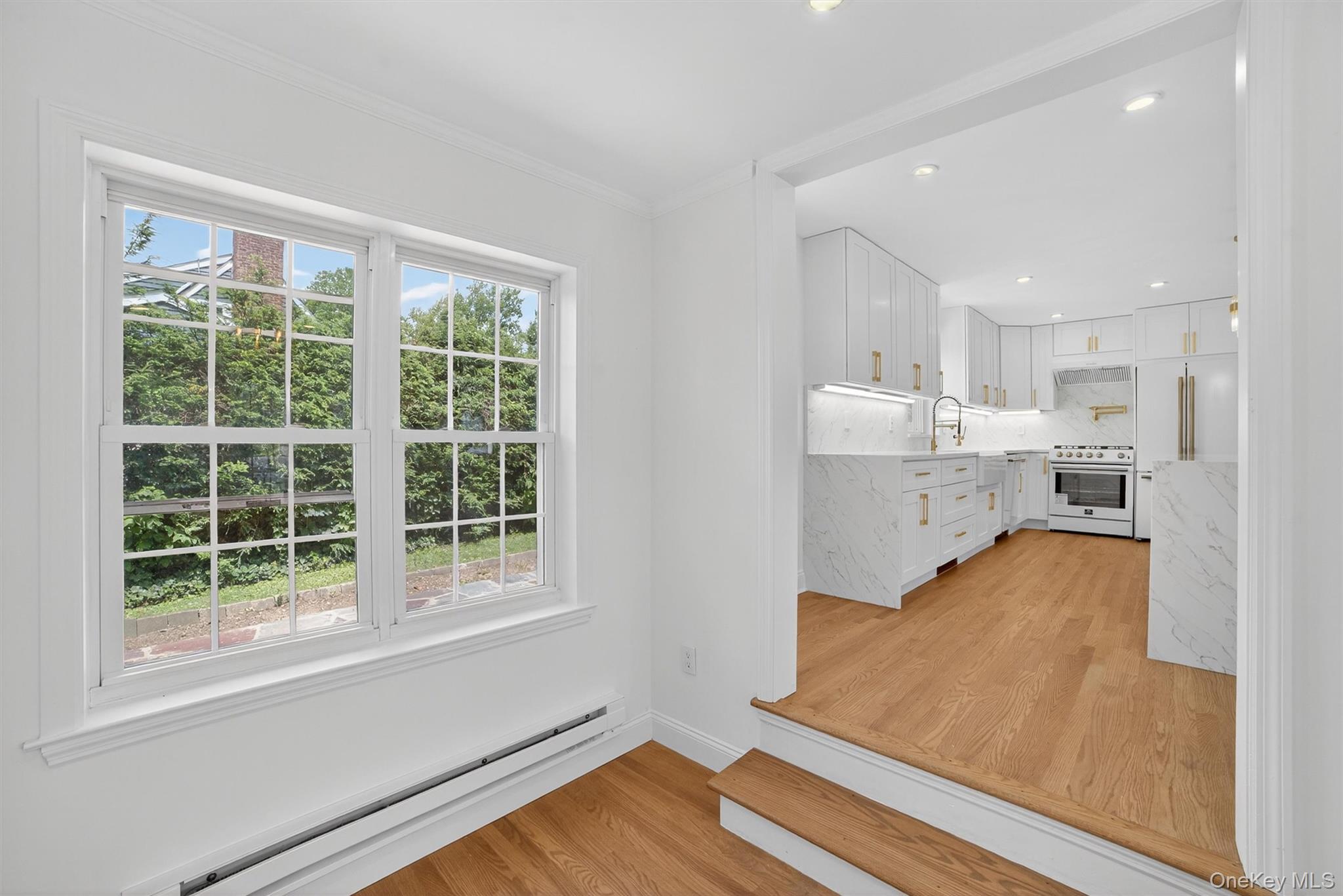 15 Benedict Avenue, Eastchester, NY 10709