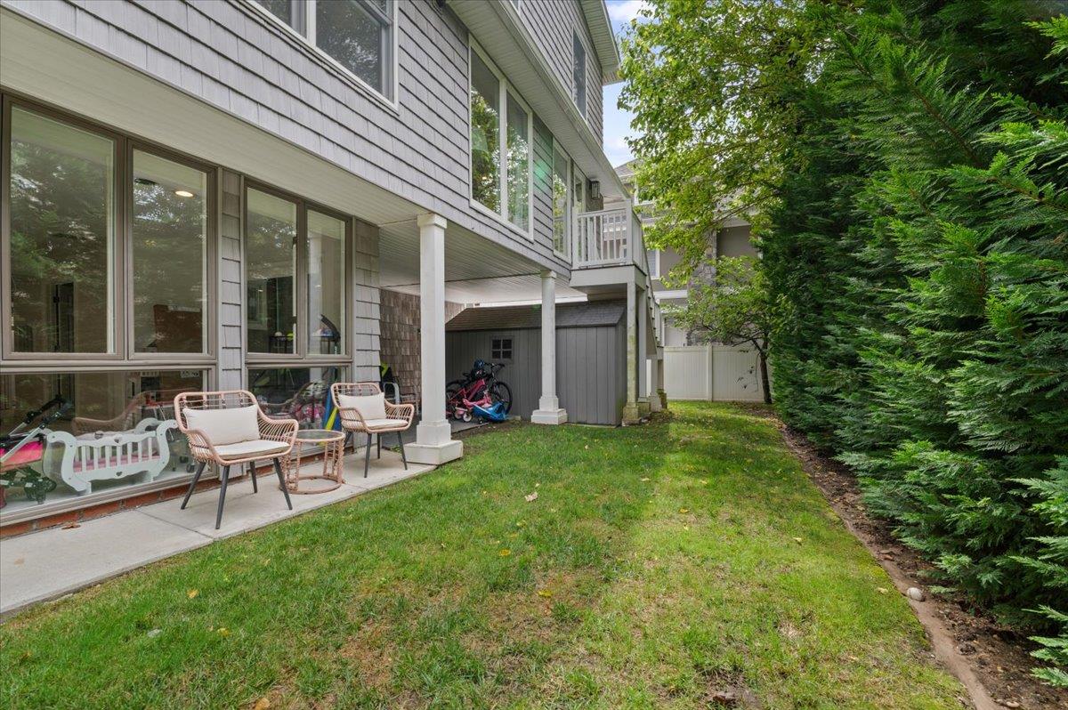 1029 New McNeil Avenue, Lawrence, NY 11559