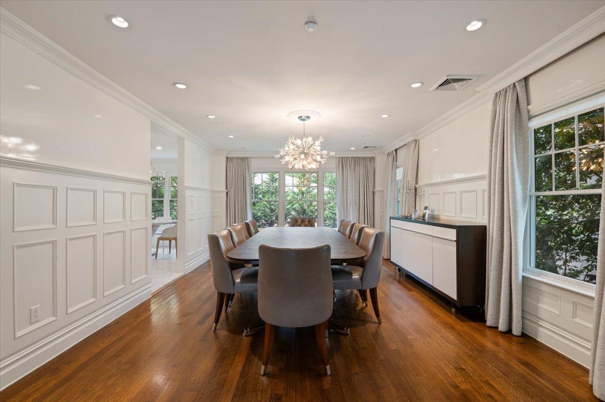 1029 New McNeil Avenue, Lawrence, NY 11559