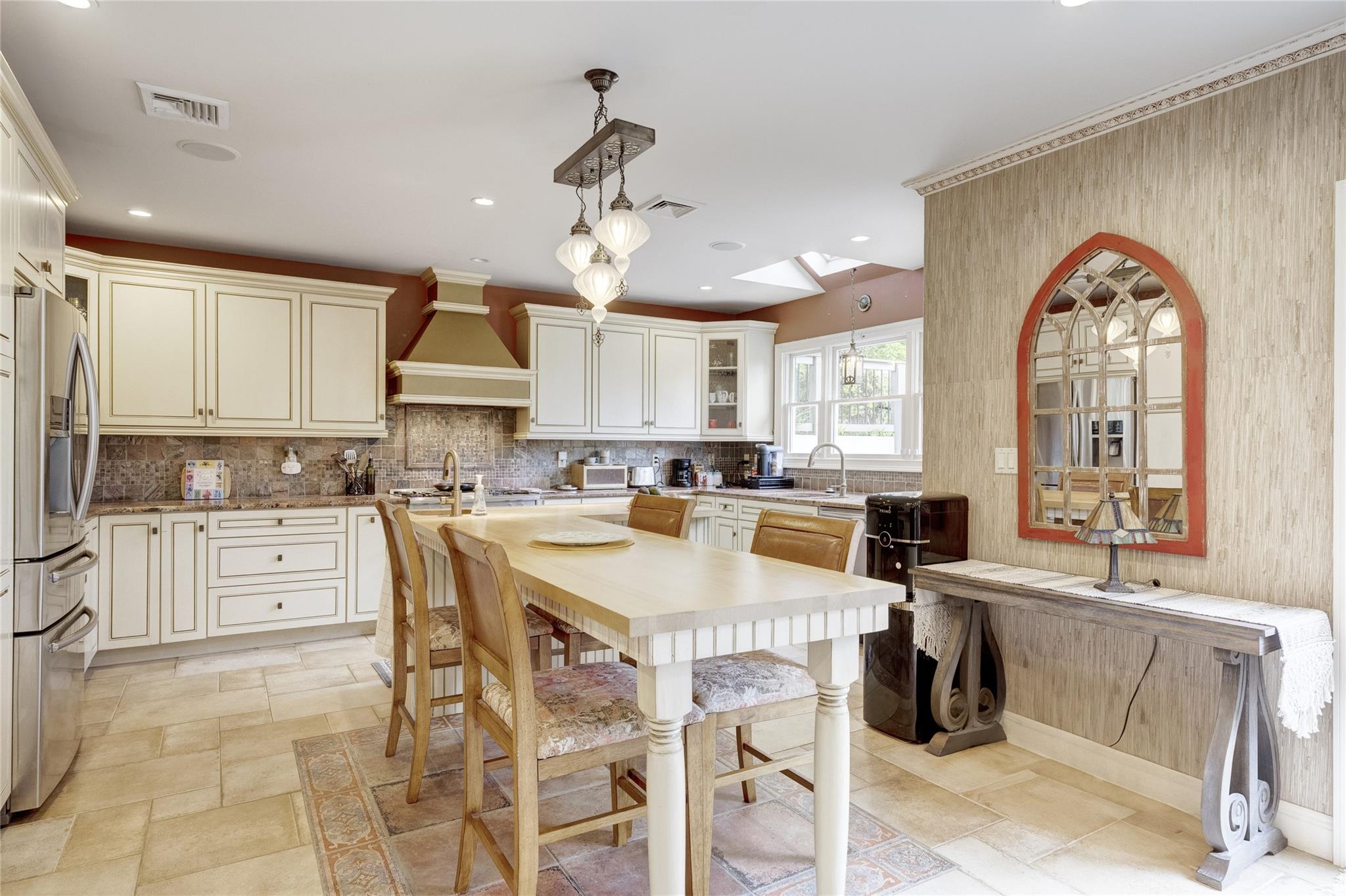 32 Crescent Drive, Huntington, NY 11743