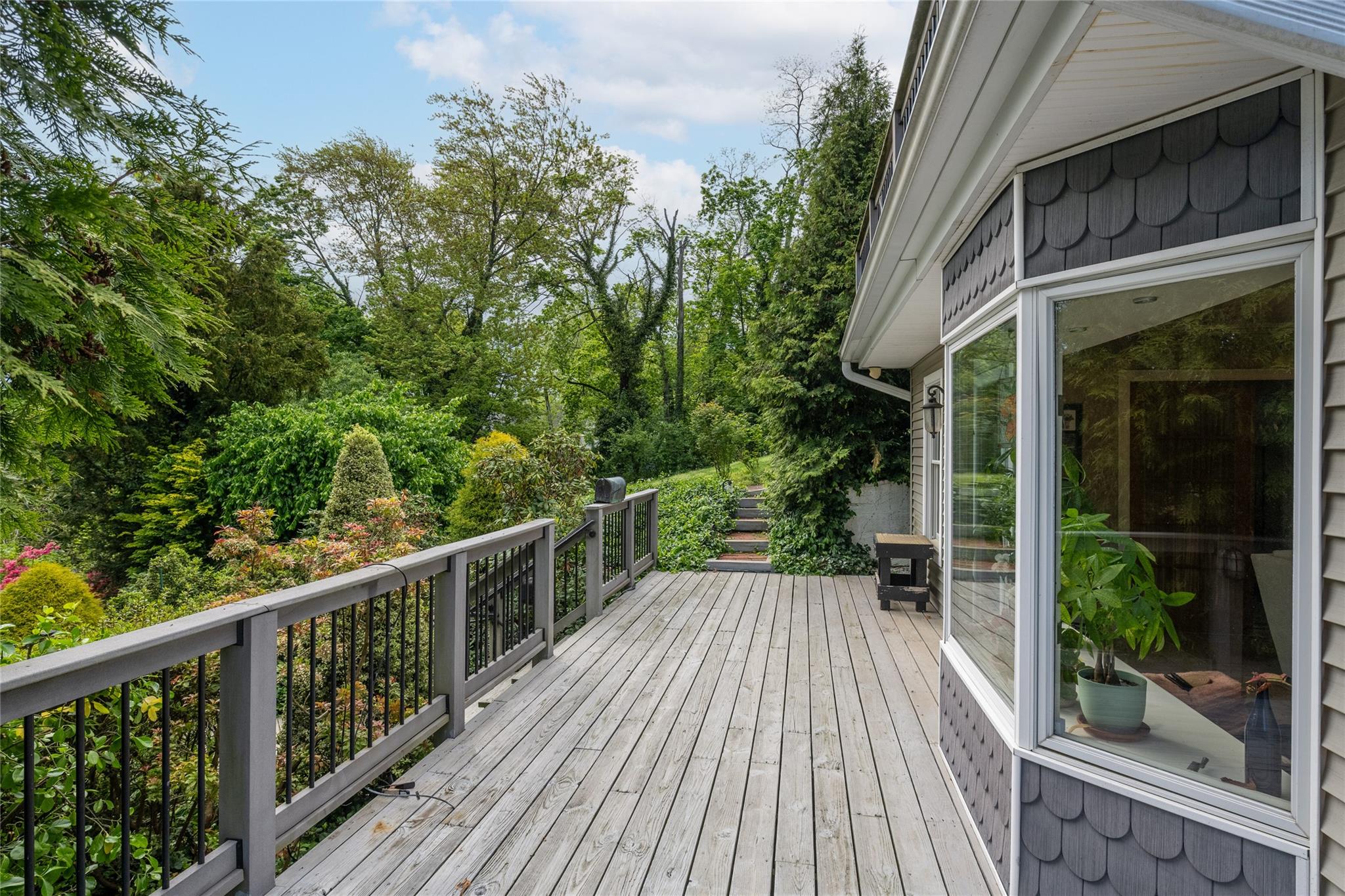 32 Crescent Drive, Huntington, NY 11743