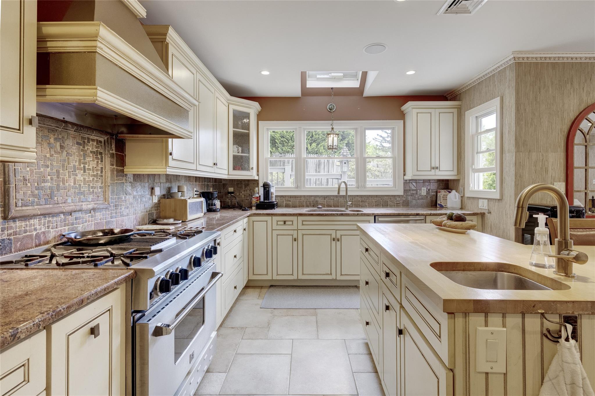 32 Crescent Drive, Huntington, NY 11743