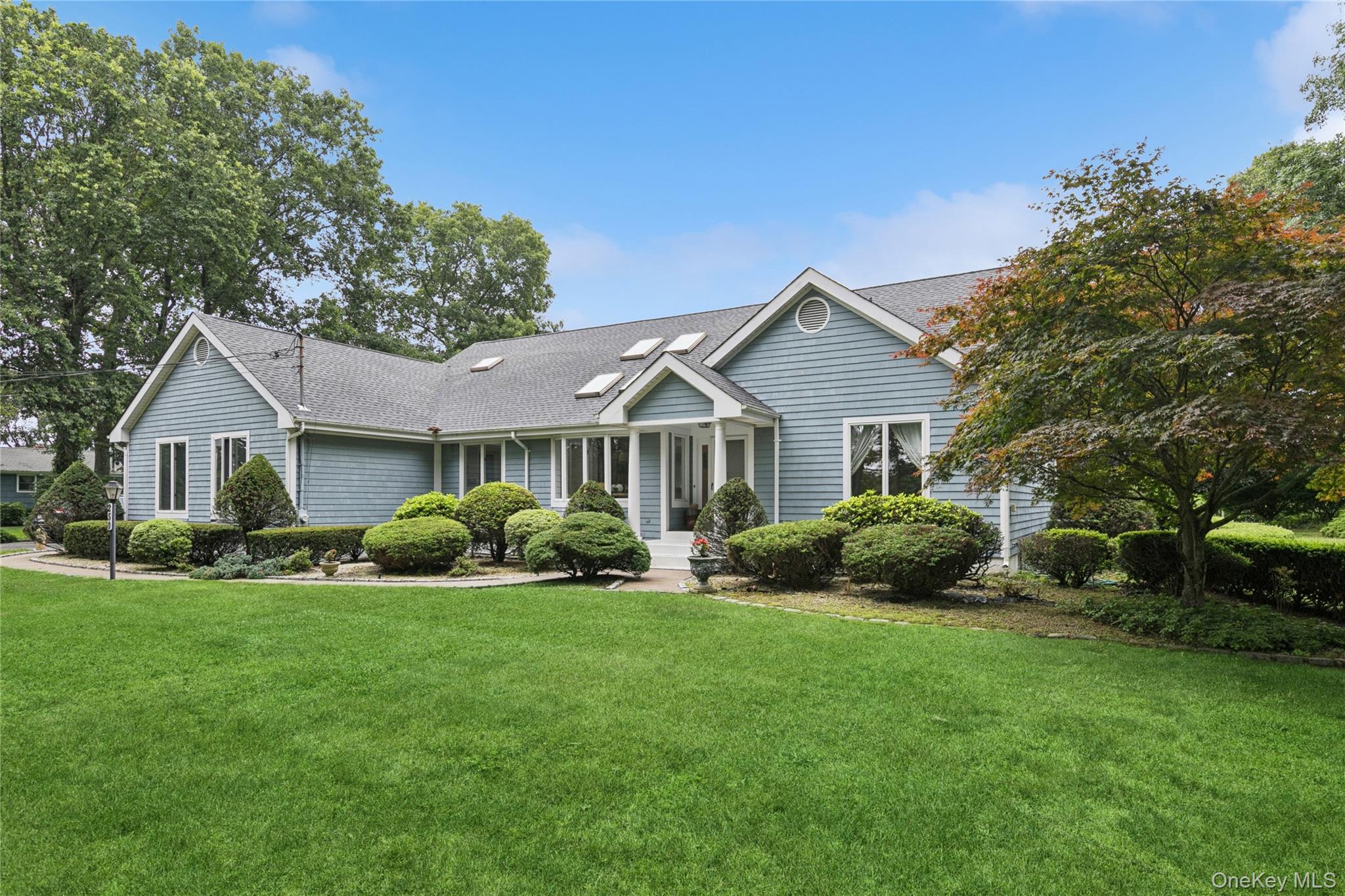 250 Peconic Bay Boulevard, Aquebogue, NY 11931