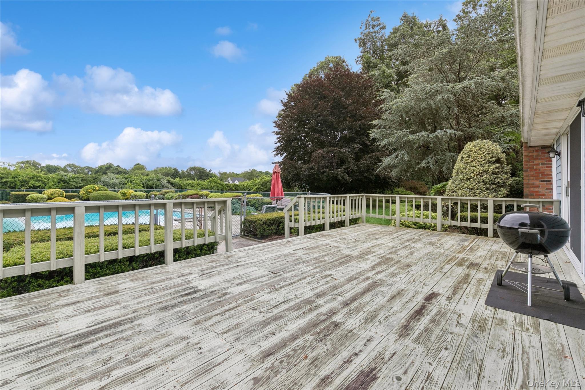 250 Peconic Bay Boulevard, Aquebogue, NY 11931