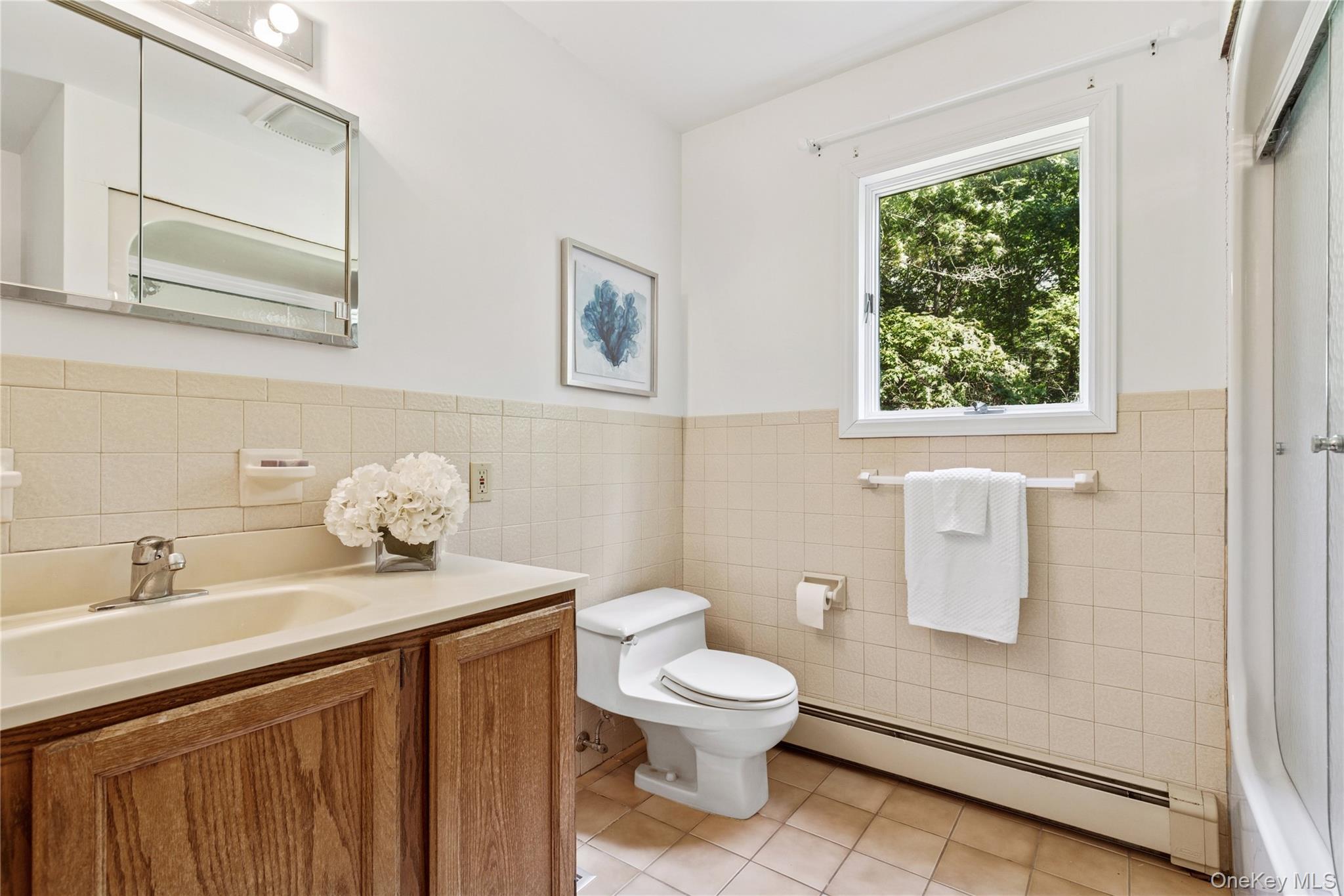 250 Peconic Bay Boulevard, Aquebogue, NY 11931