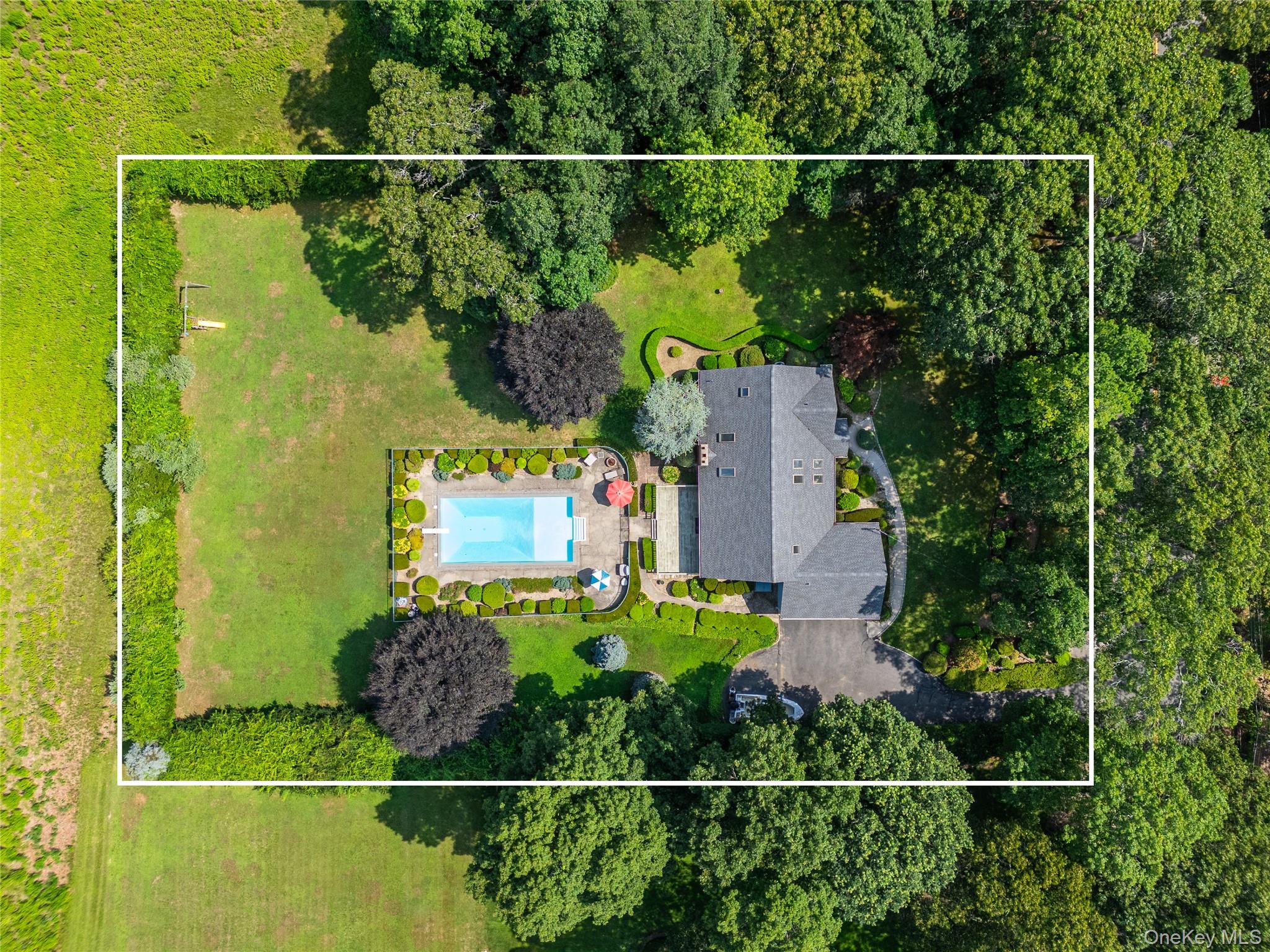 250 Peconic Bay Boulevard, Aquebogue, NY 11931