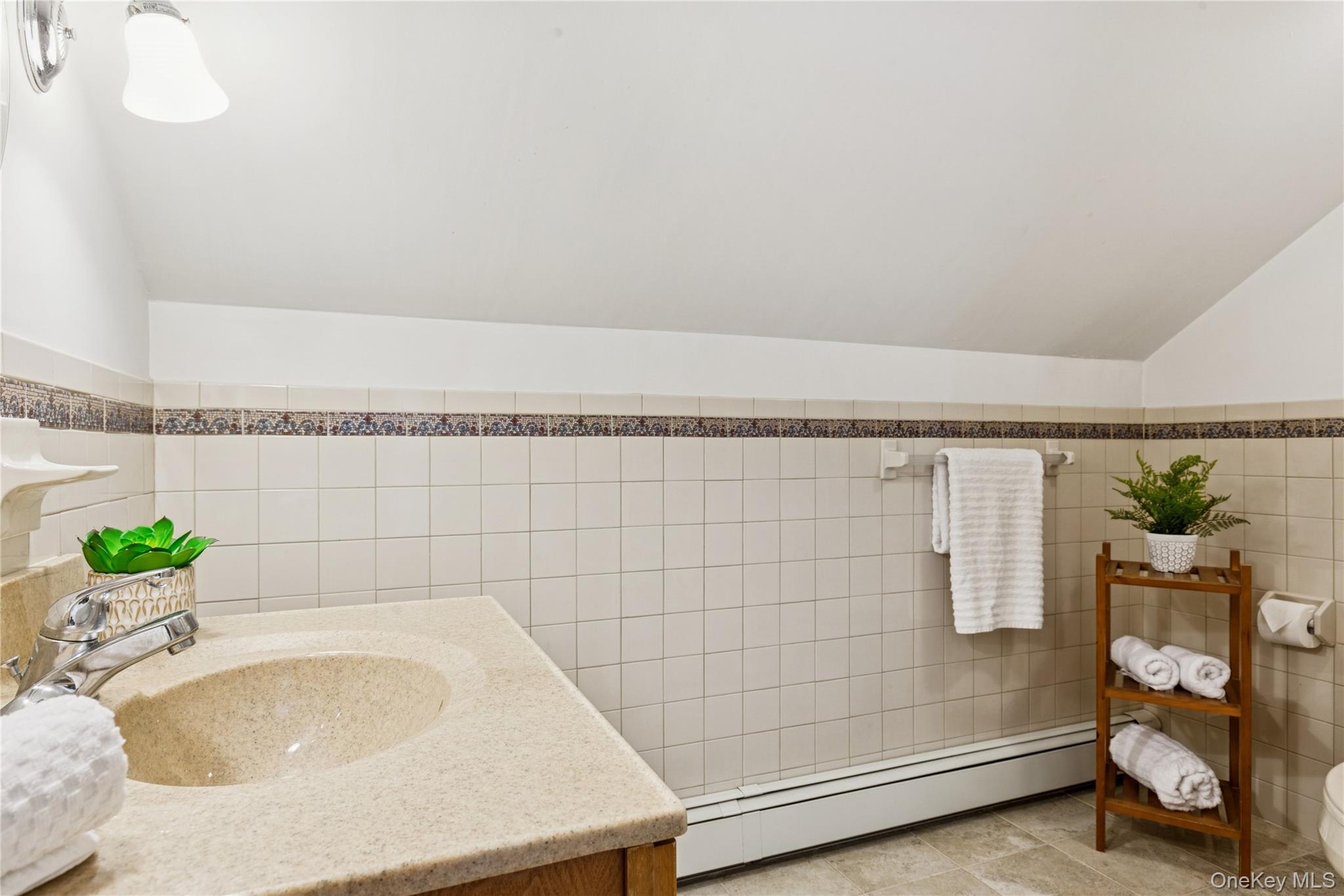 250 Peconic Bay Boulevard, Aquebogue, NY 11931