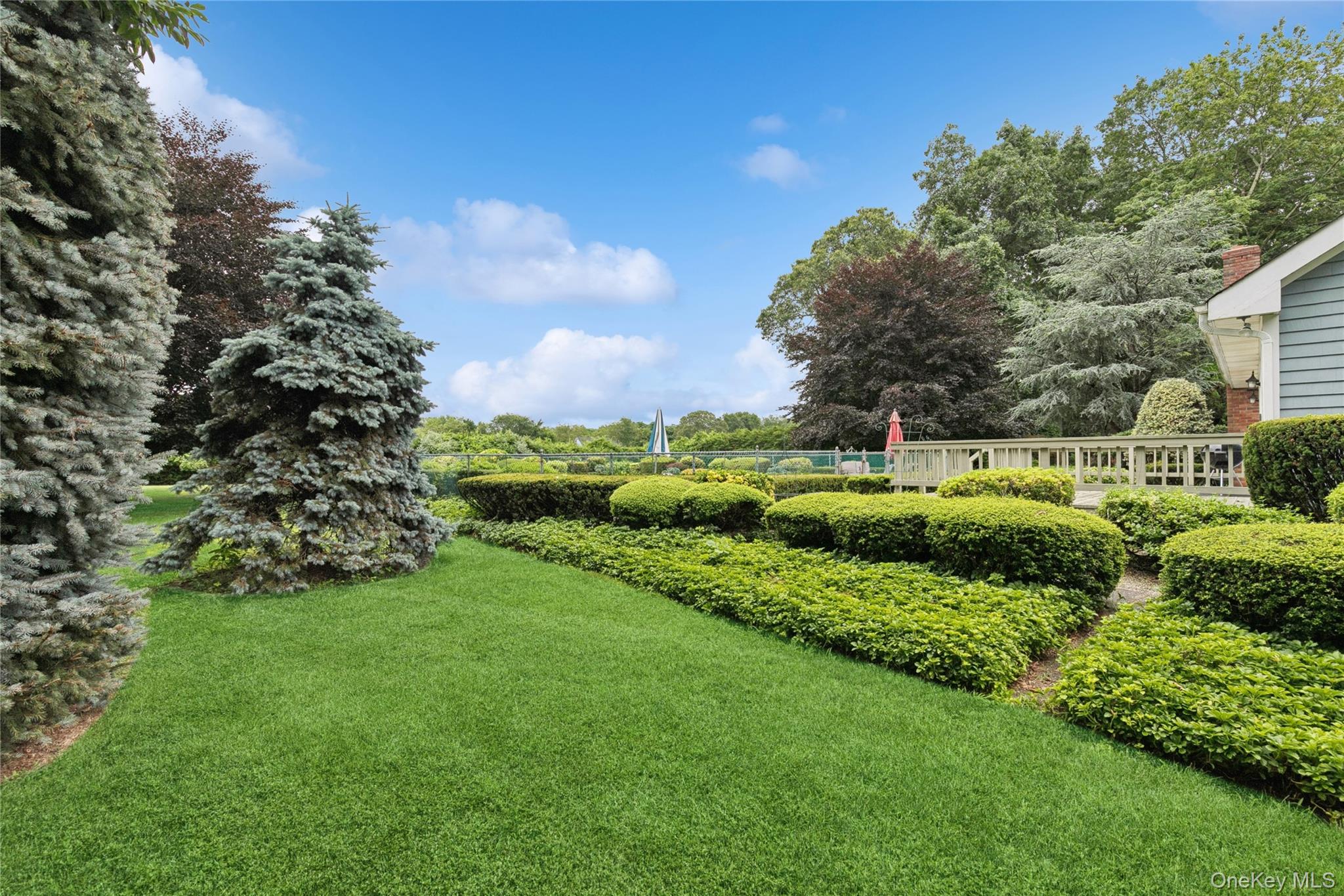 250 Peconic Bay Boulevard, Aquebogue, NY 11931