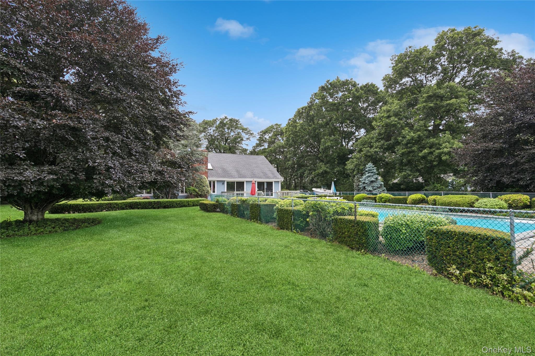 250 Peconic Bay Boulevard, Aquebogue, NY 11931