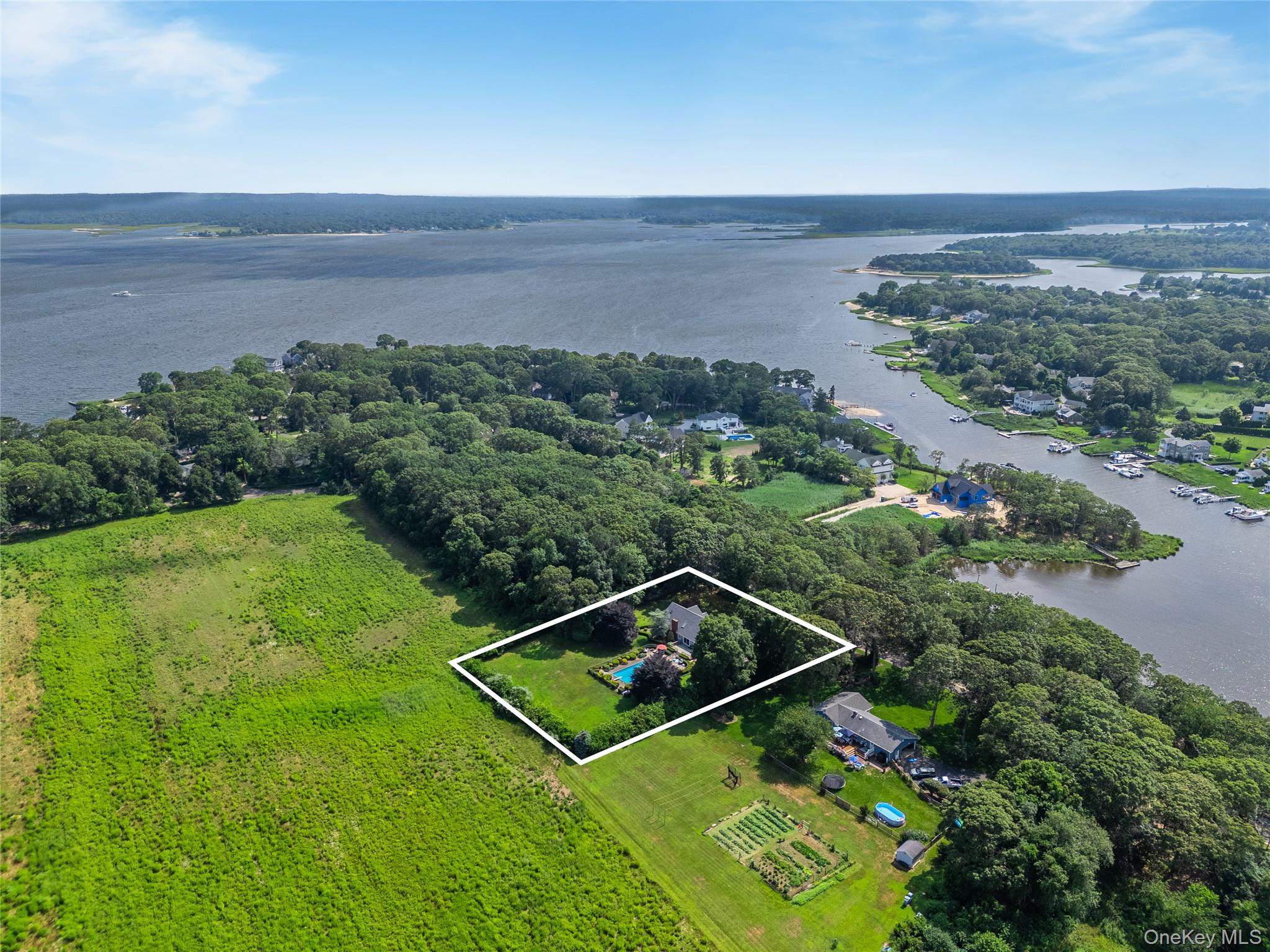 250 Peconic Bay Boulevard, Aquebogue, NY 11931