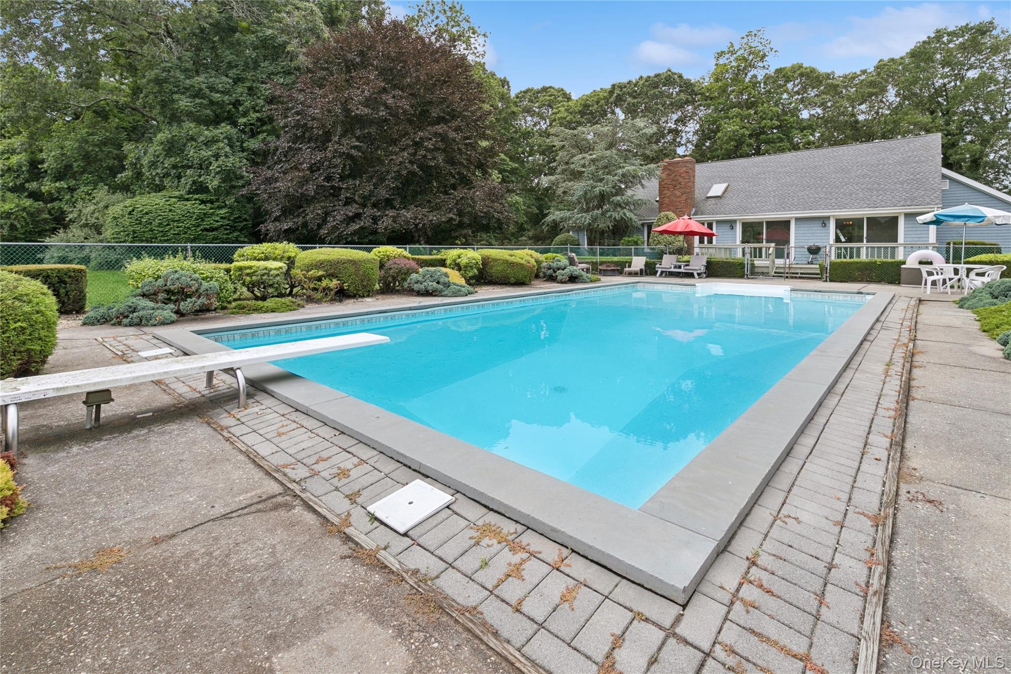 250 Peconic Bay Boulevard, Aquebogue, NY 11931