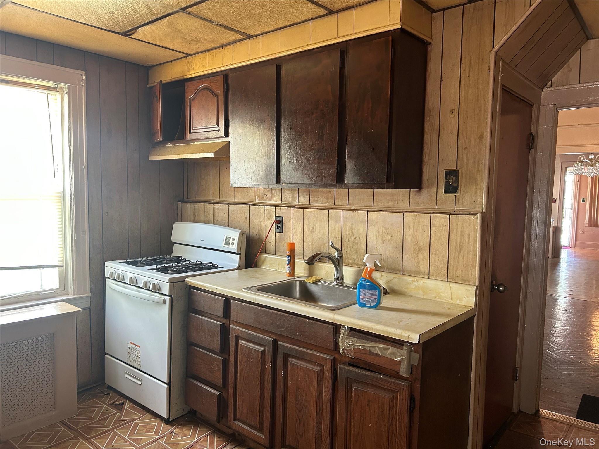 984 Troy Avenue, Brooklyn, NY 11203