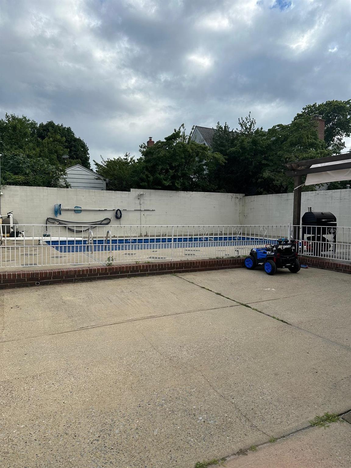 151-60 7 Avenue, Whitestone, NY 11357