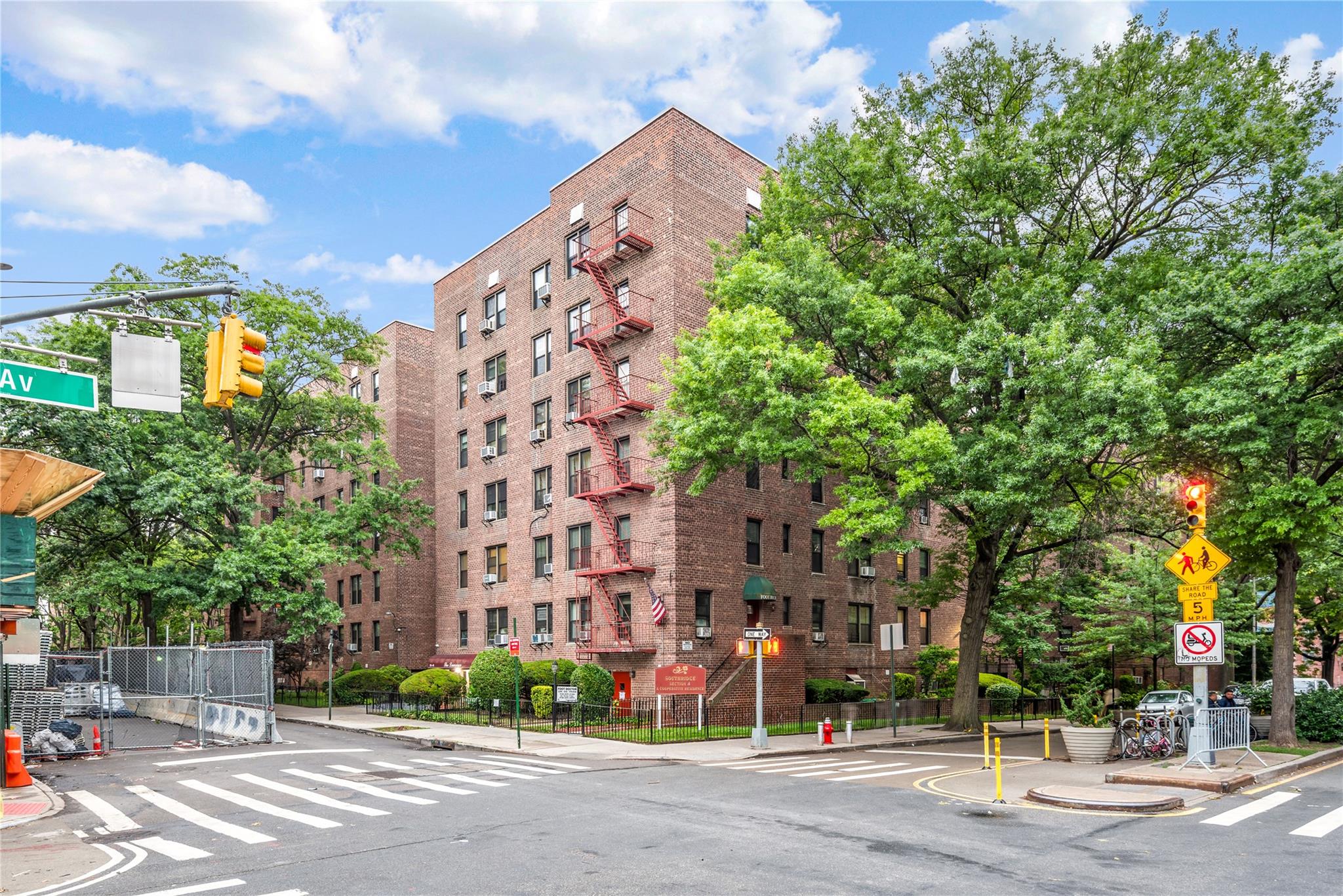 33-45 94th Street # 3K, Jackson Heights, NY 11372