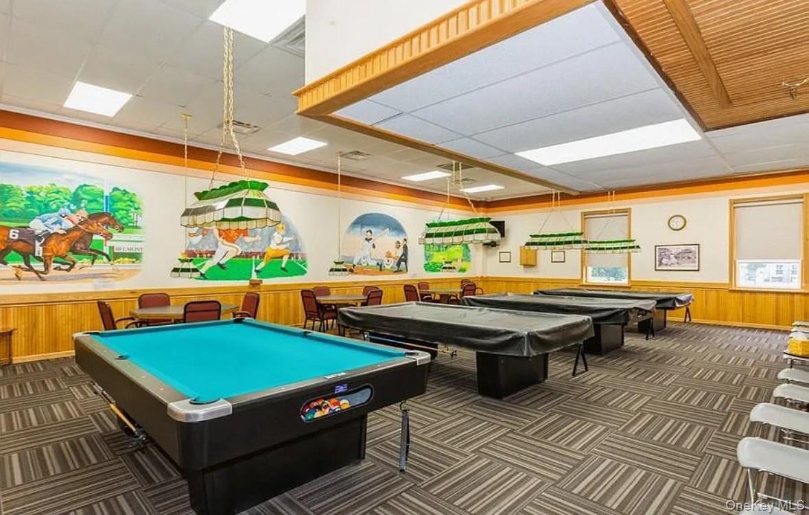 406 Woodbridge Drive # A, Ridge, NY 11961