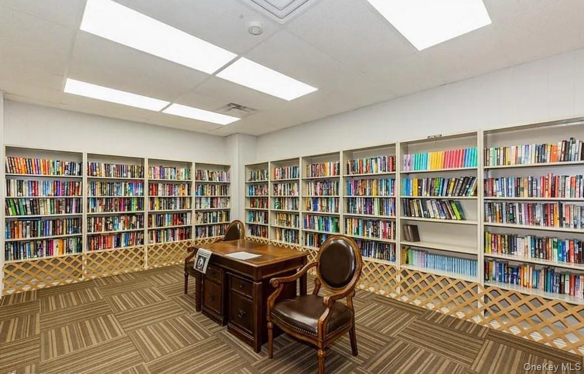 406 Woodbridge Drive # A, Ridge, NY 11961