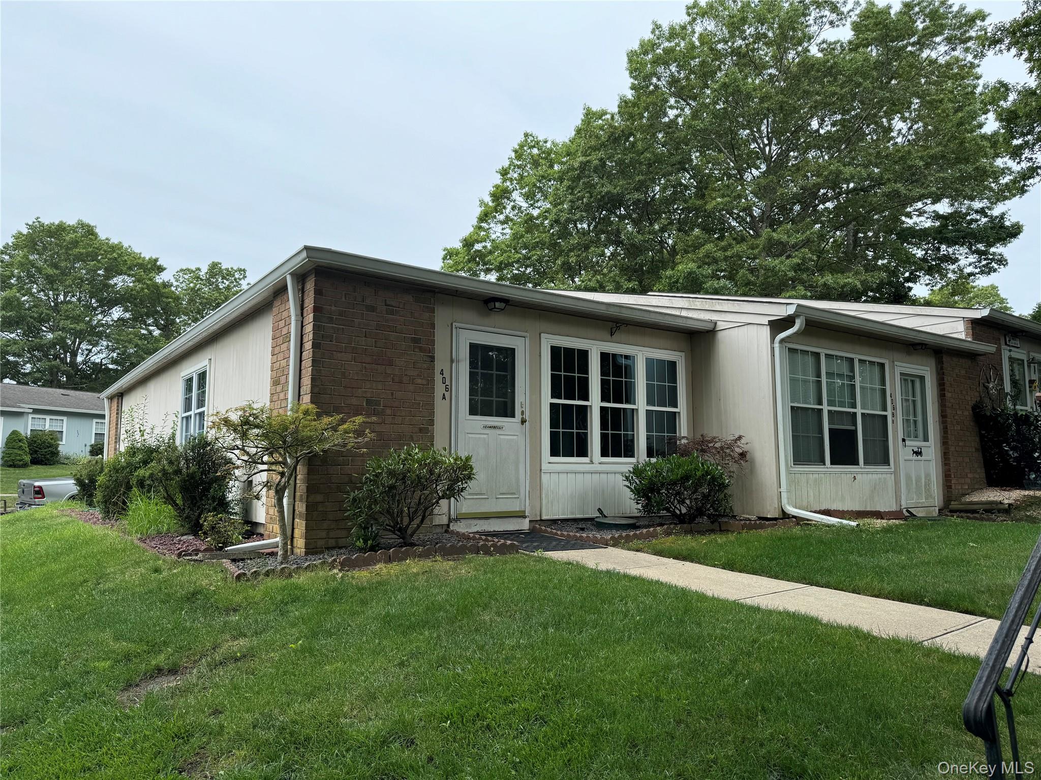 406 Woodbridge Drive # A, Ridge, NY 11961