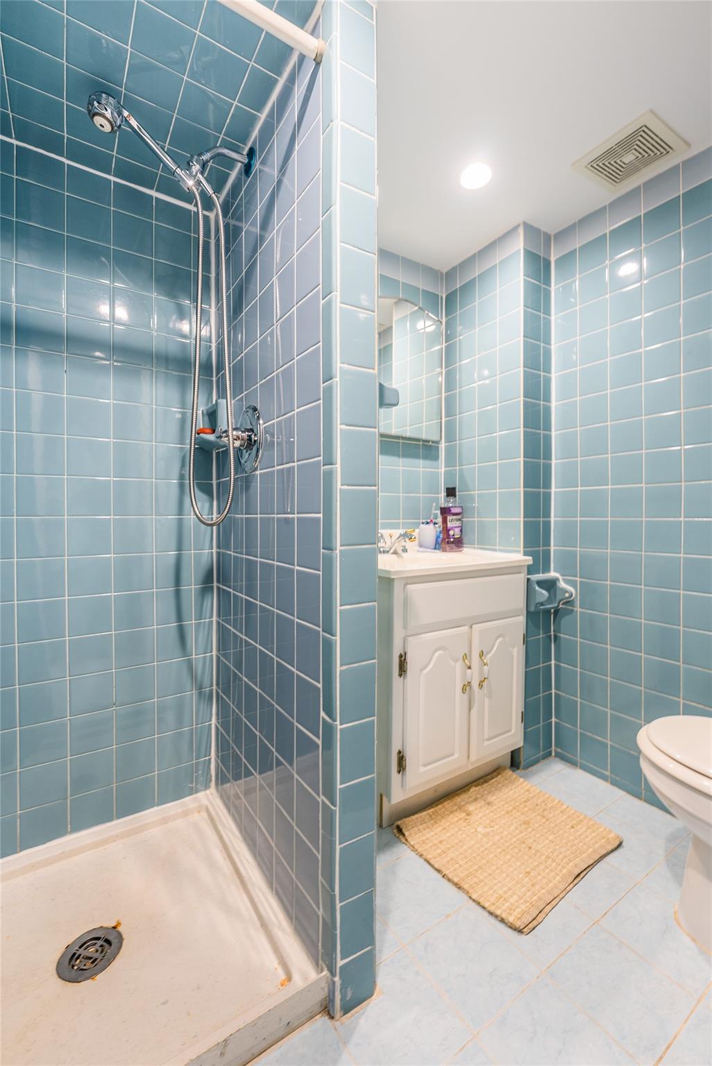 3611 204th Street, Bayside, NY 11361