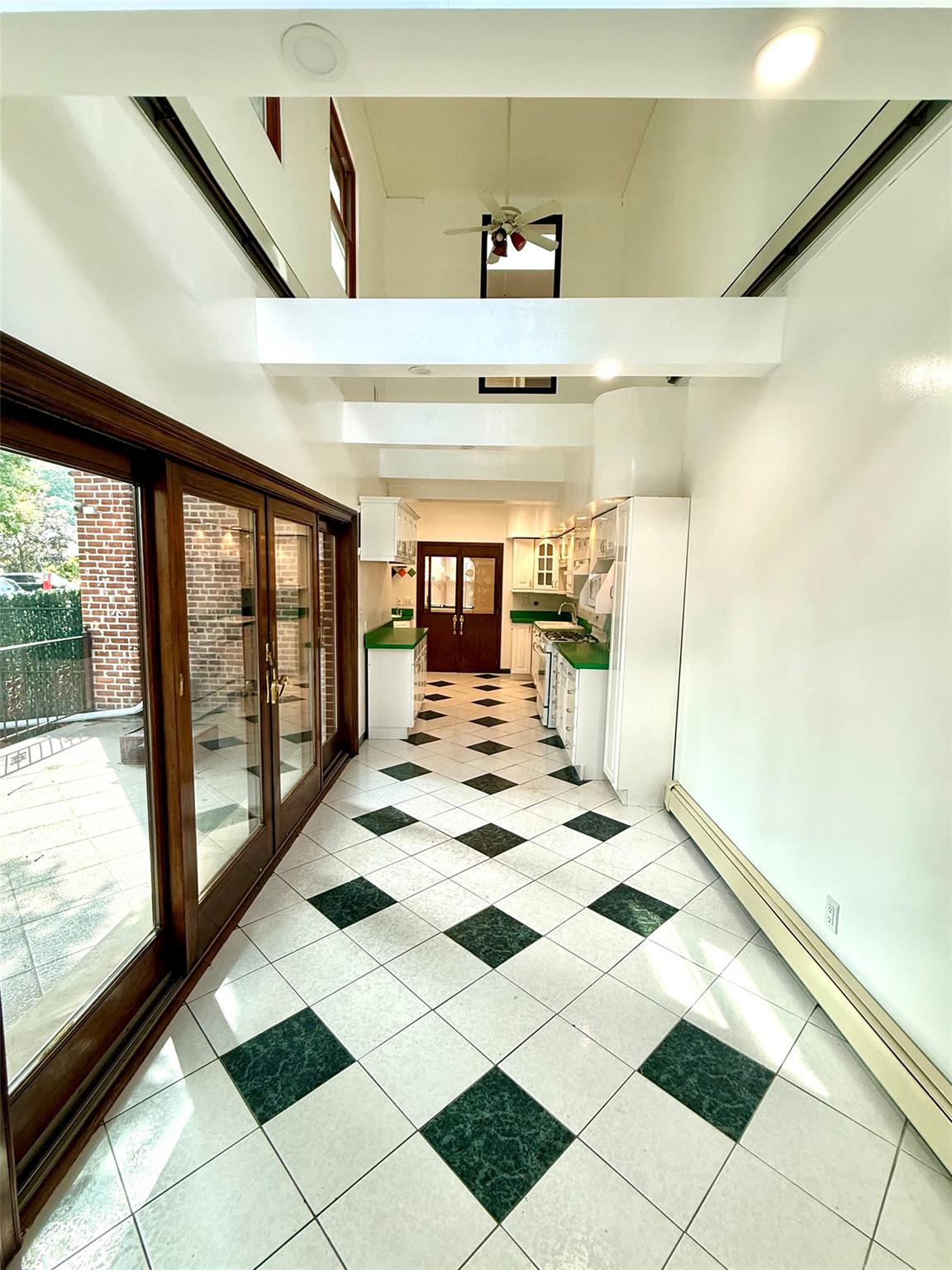 7267 Yellowstone Boulevard, Forest Hills, NY 11375