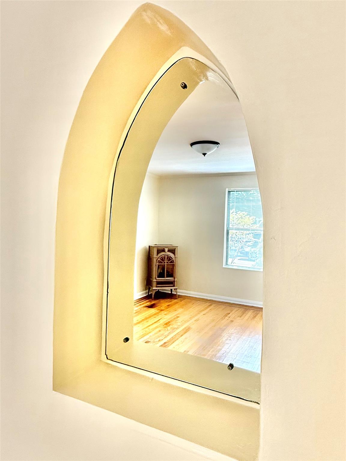 7267 Yellowstone Boulevard, Forest Hills, NY 11375