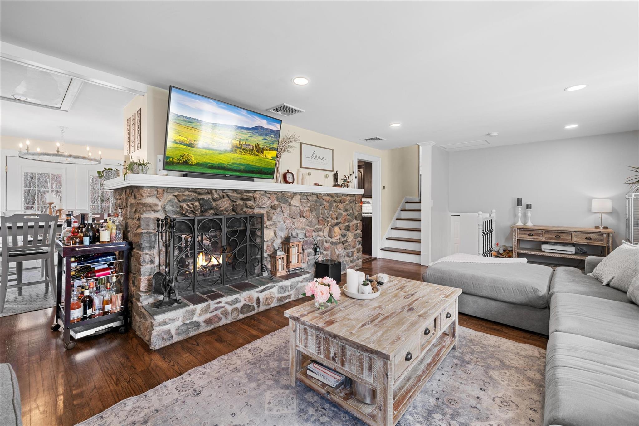 312 W Mombasha Road, Monroe, NY 10950