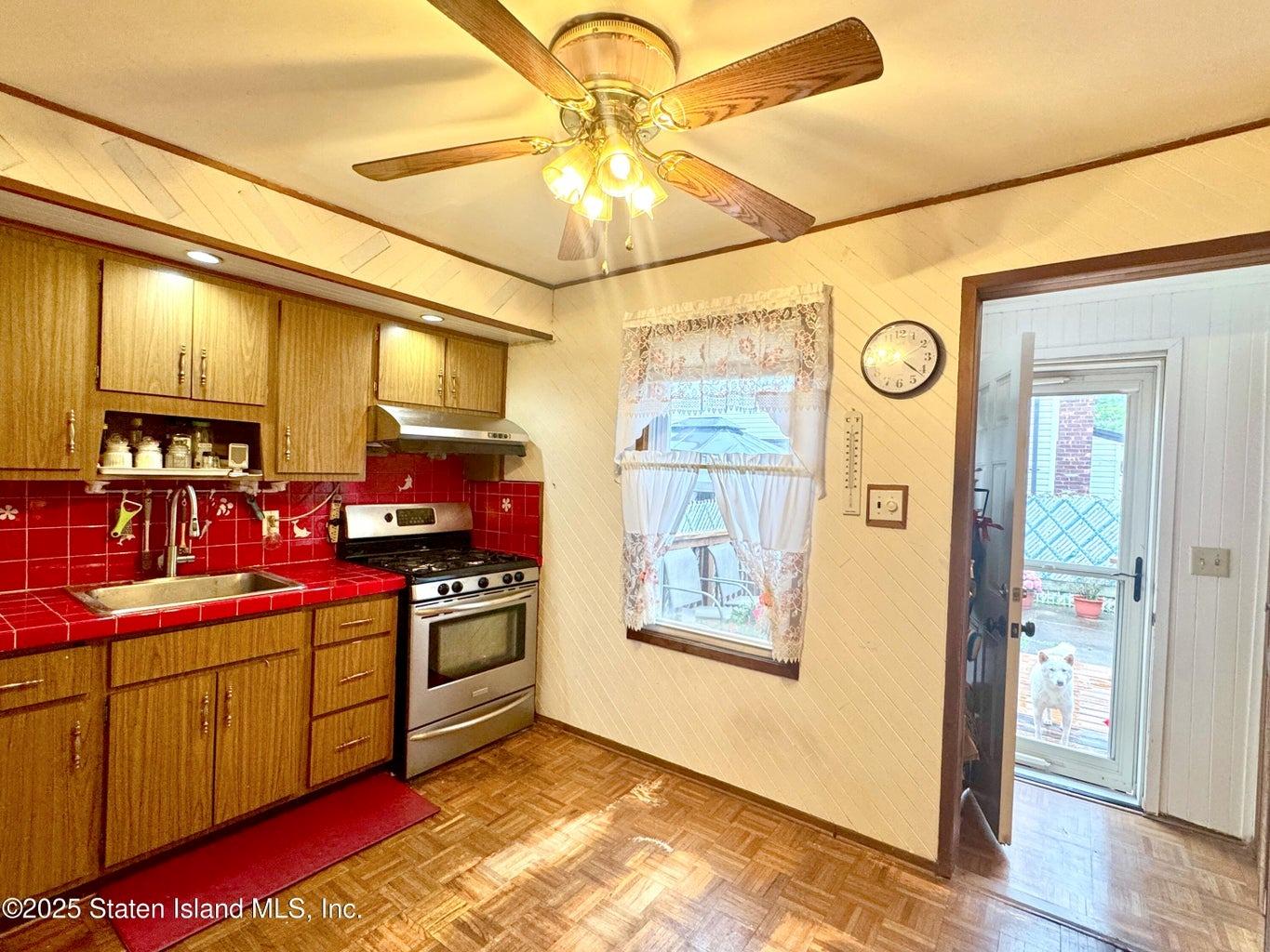 3516 fillmore Avenue, Brooklyn, NY 11234