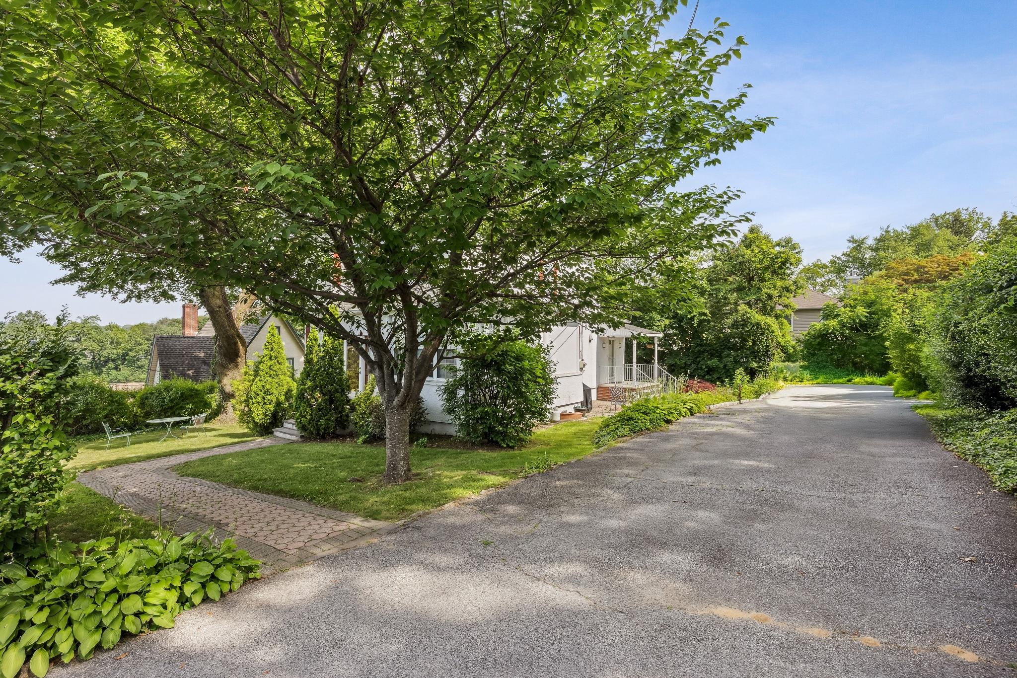 179 Woodruff Avenue, Scarsdale, NY 10583