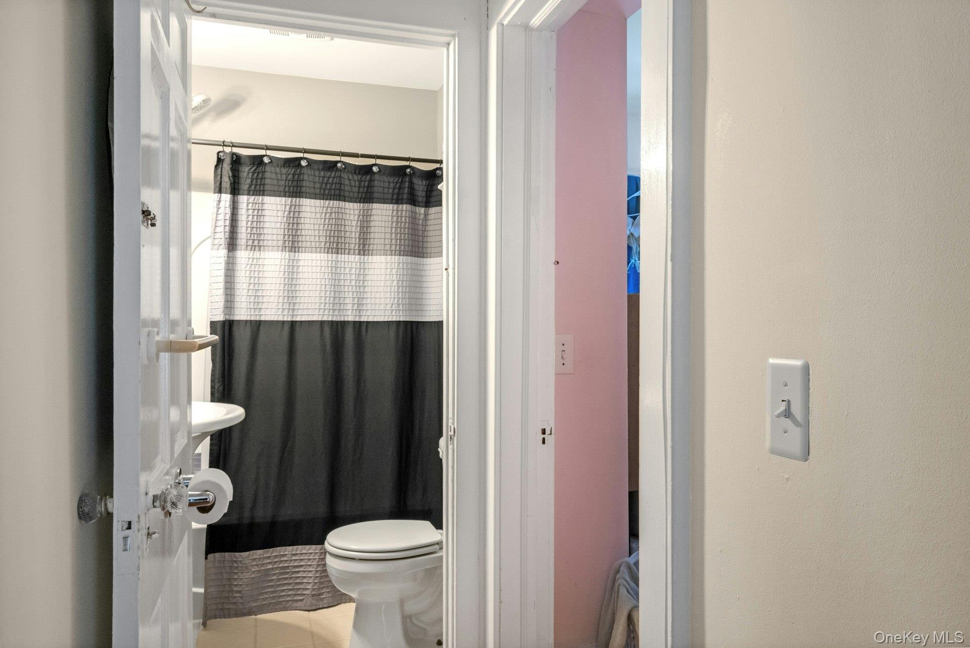 858 Pleasantville Road, Briarcliff Manor, NY 10510