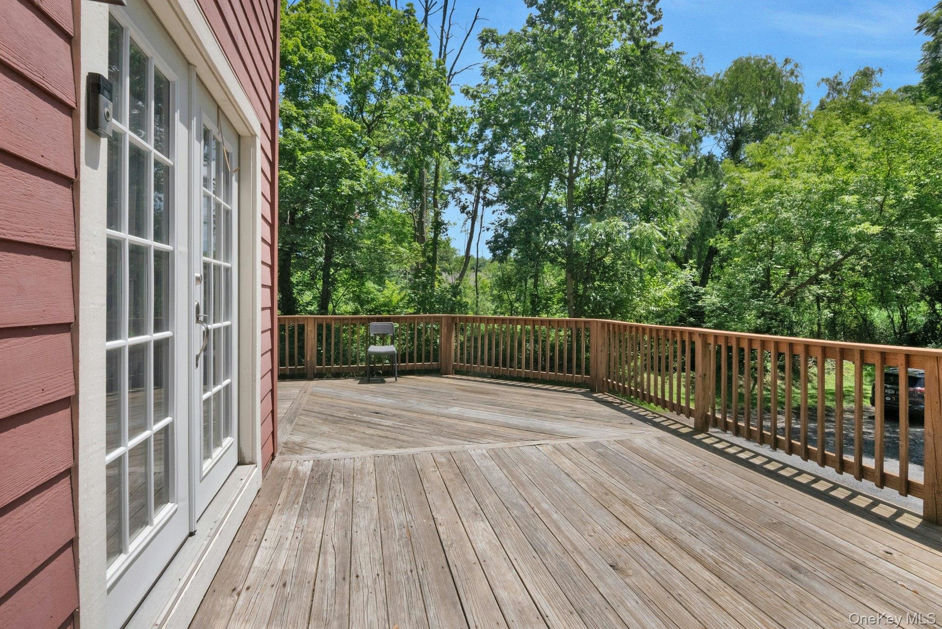 858 Pleasantville Road, Briarcliff Manor, NY 10510