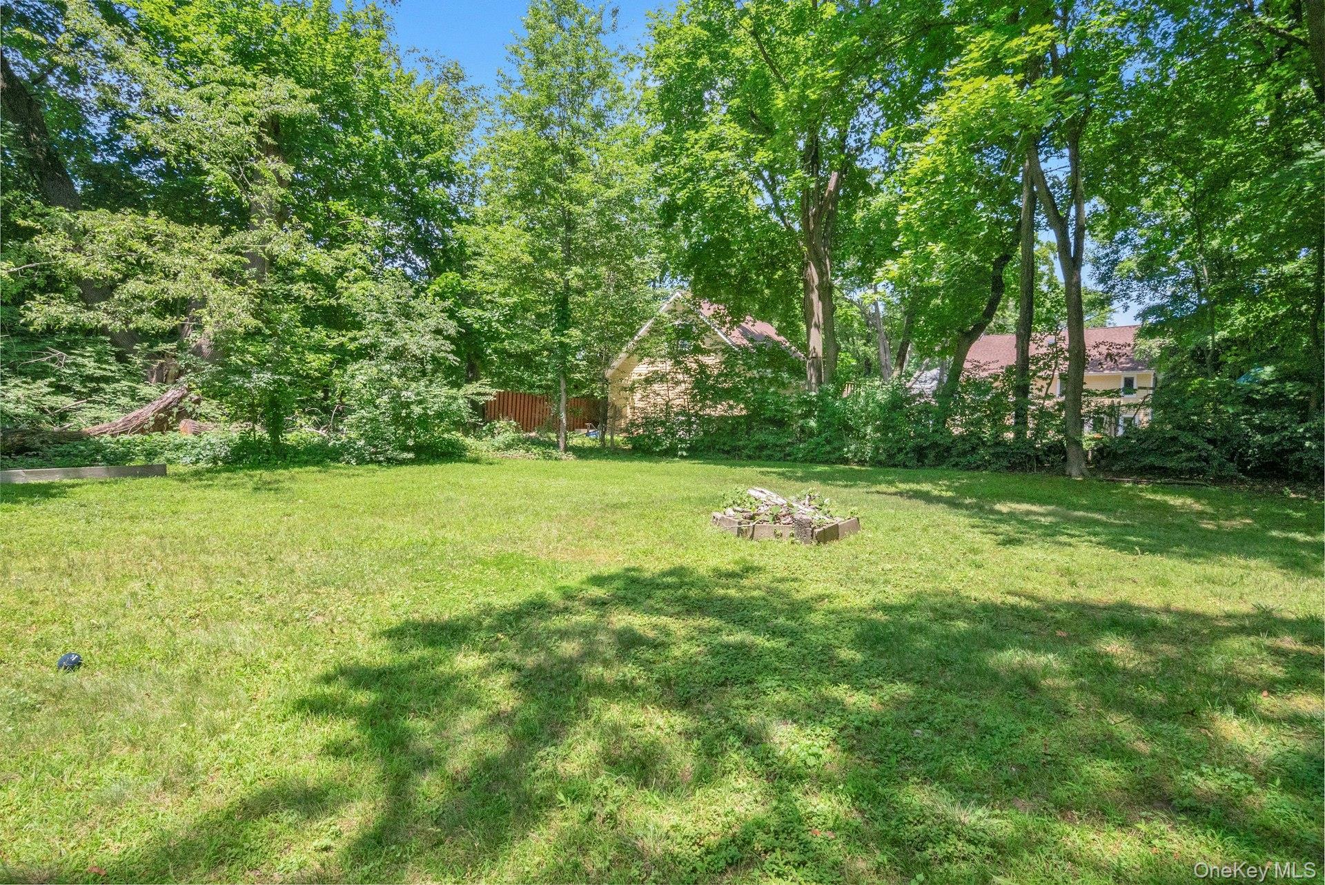 858 Pleasantville Road, Briarcliff Manor, NY 10510