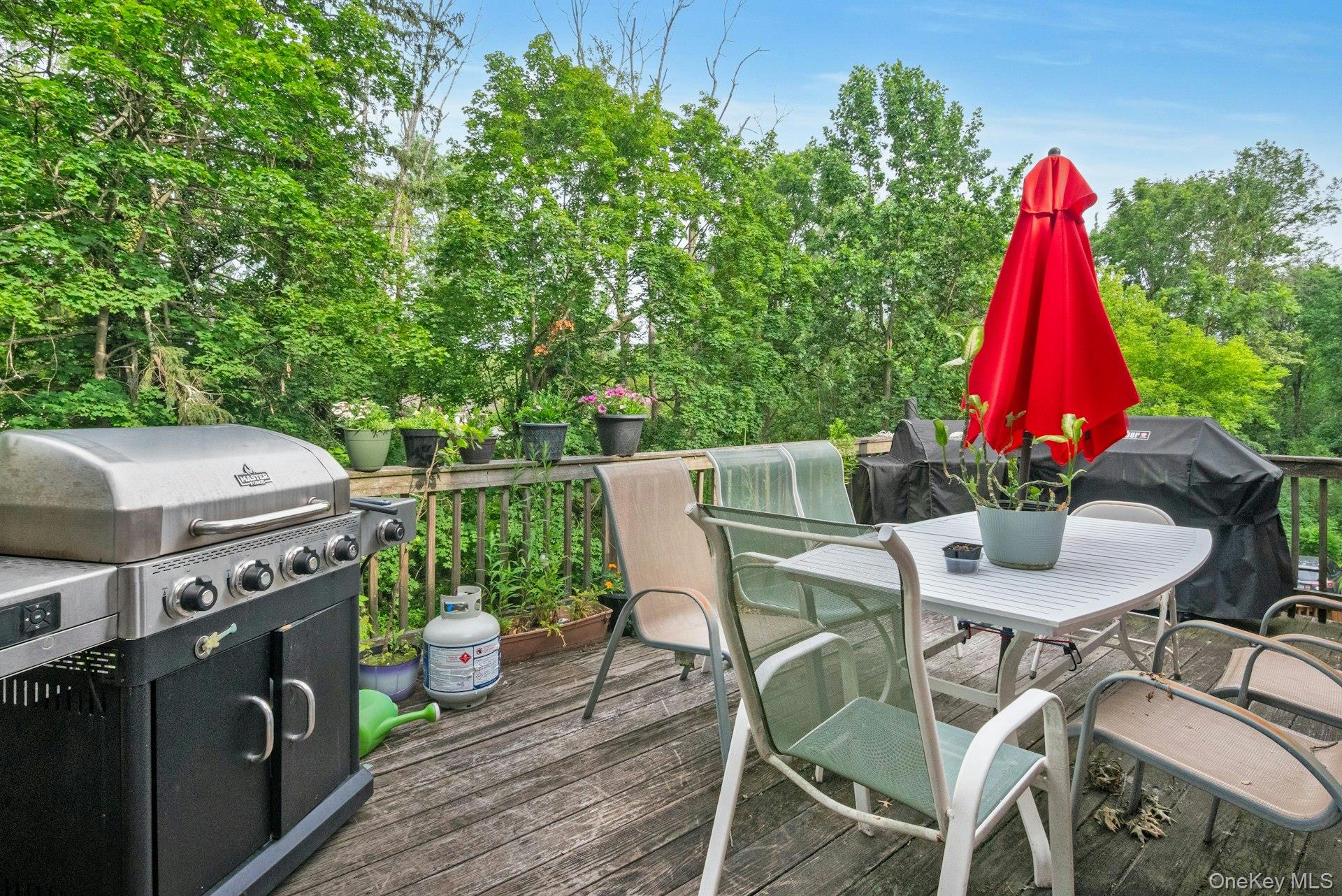 858 Pleasantville Road, Briarcliff Manor, NY 10510