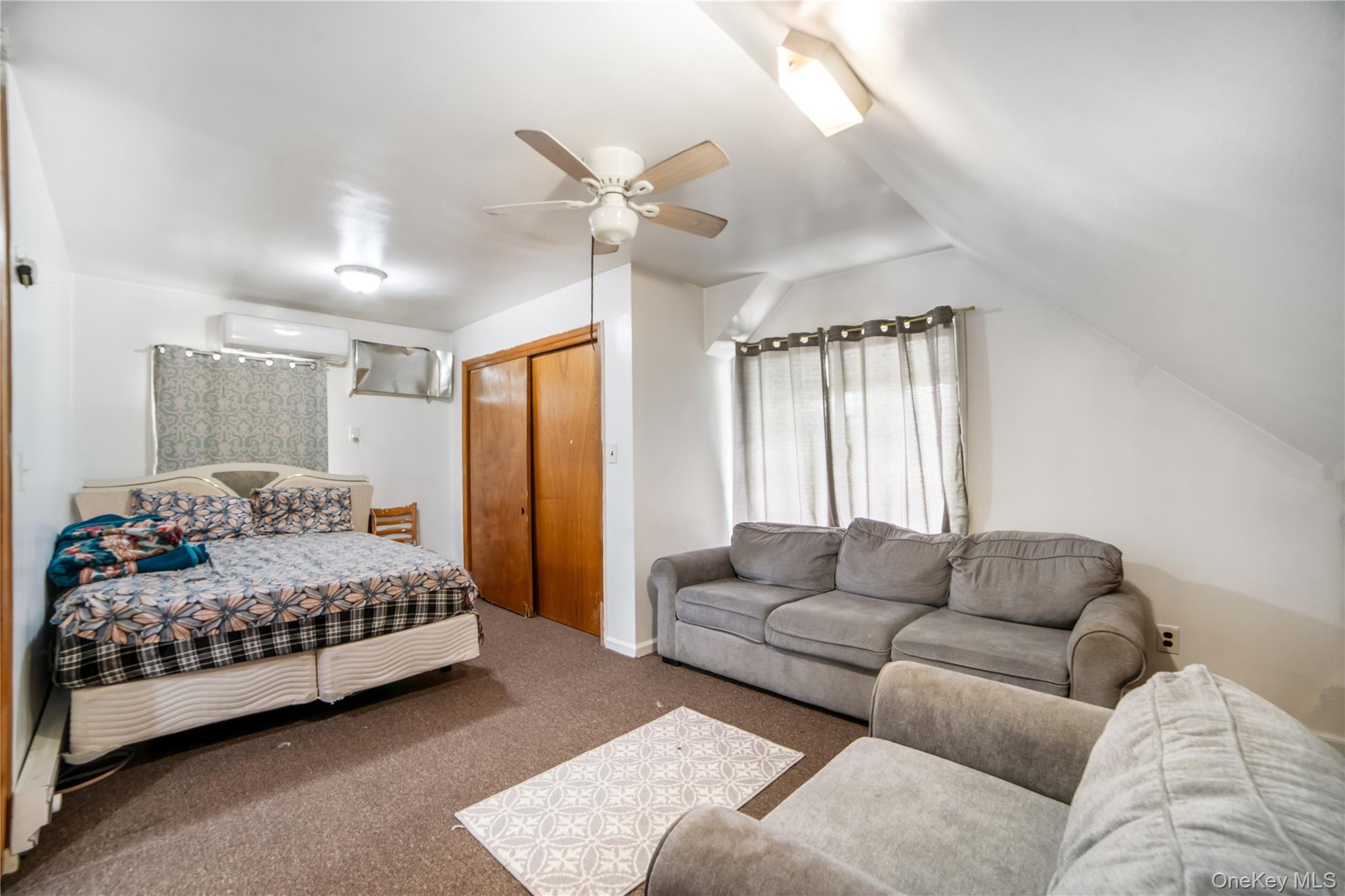 81-56 264th Street, Glen Oaks, NY 11004