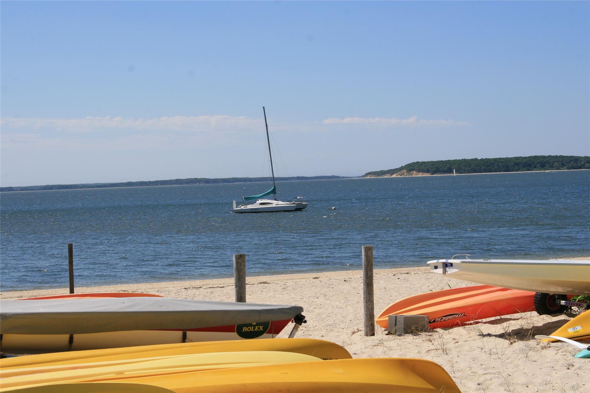 275 Hamilton Avenue, Cutchogue, NY 11935