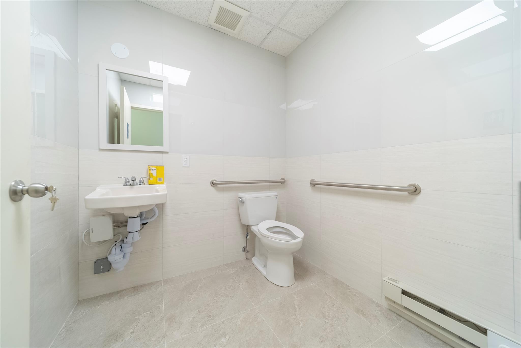 124-28 Queens Boulevard # M1, Kew Gardens, NY 11415