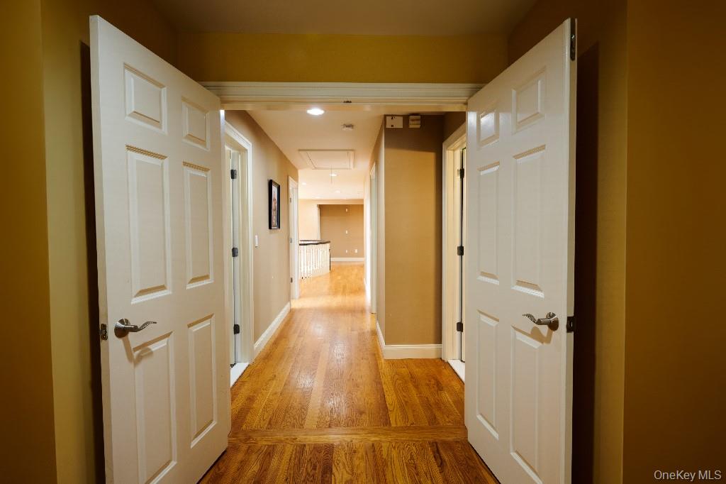 637 S Mountain Road, New City, NY 10956