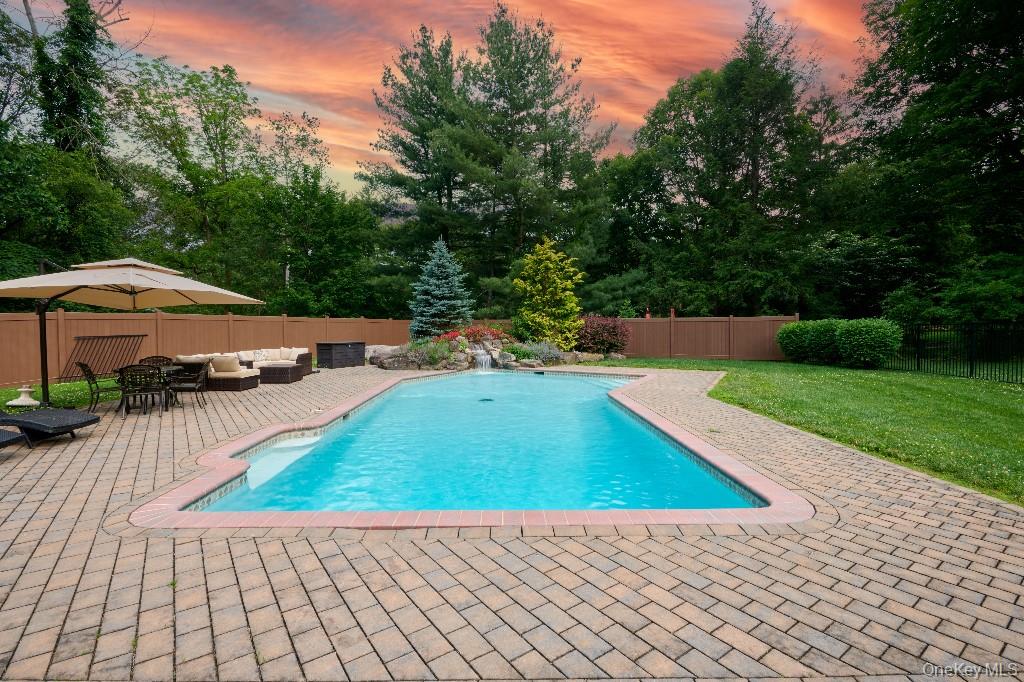 637 S Mountain Road, New City, NY 10956