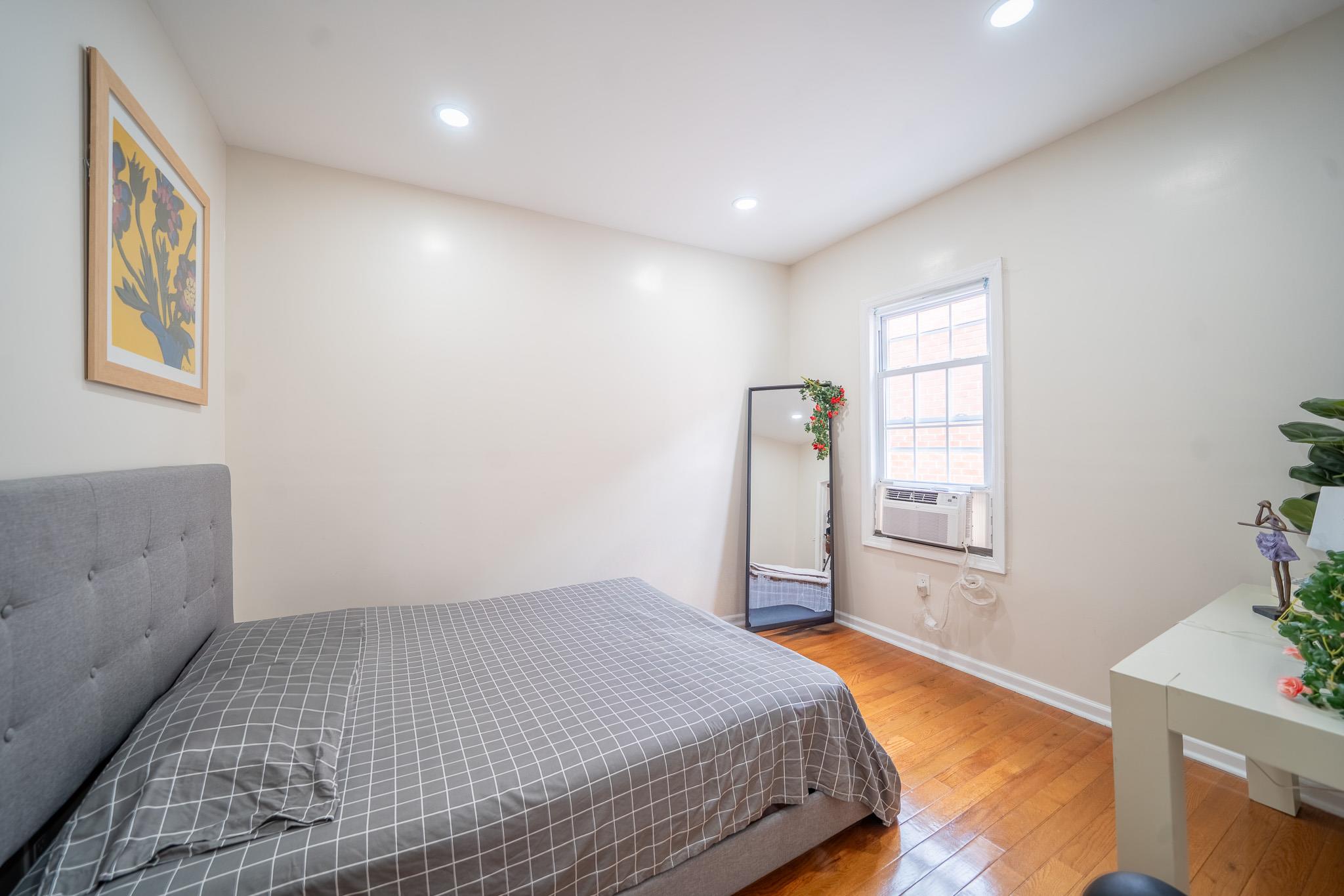 10421 Lefferts Boulevard, Richmond Hill S., NY 11419