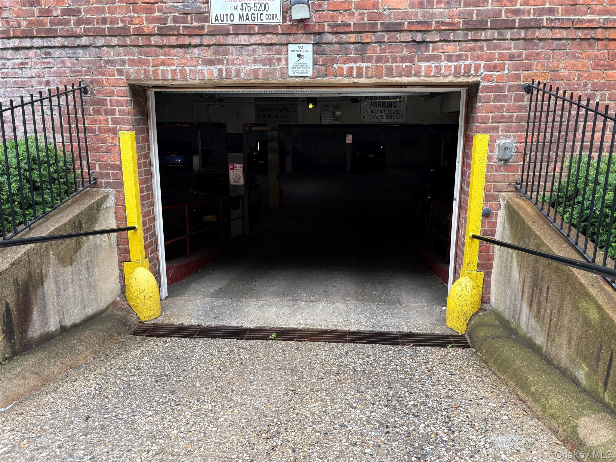 2090 Barnes Avenue # 4D, Bronx, NY 10462