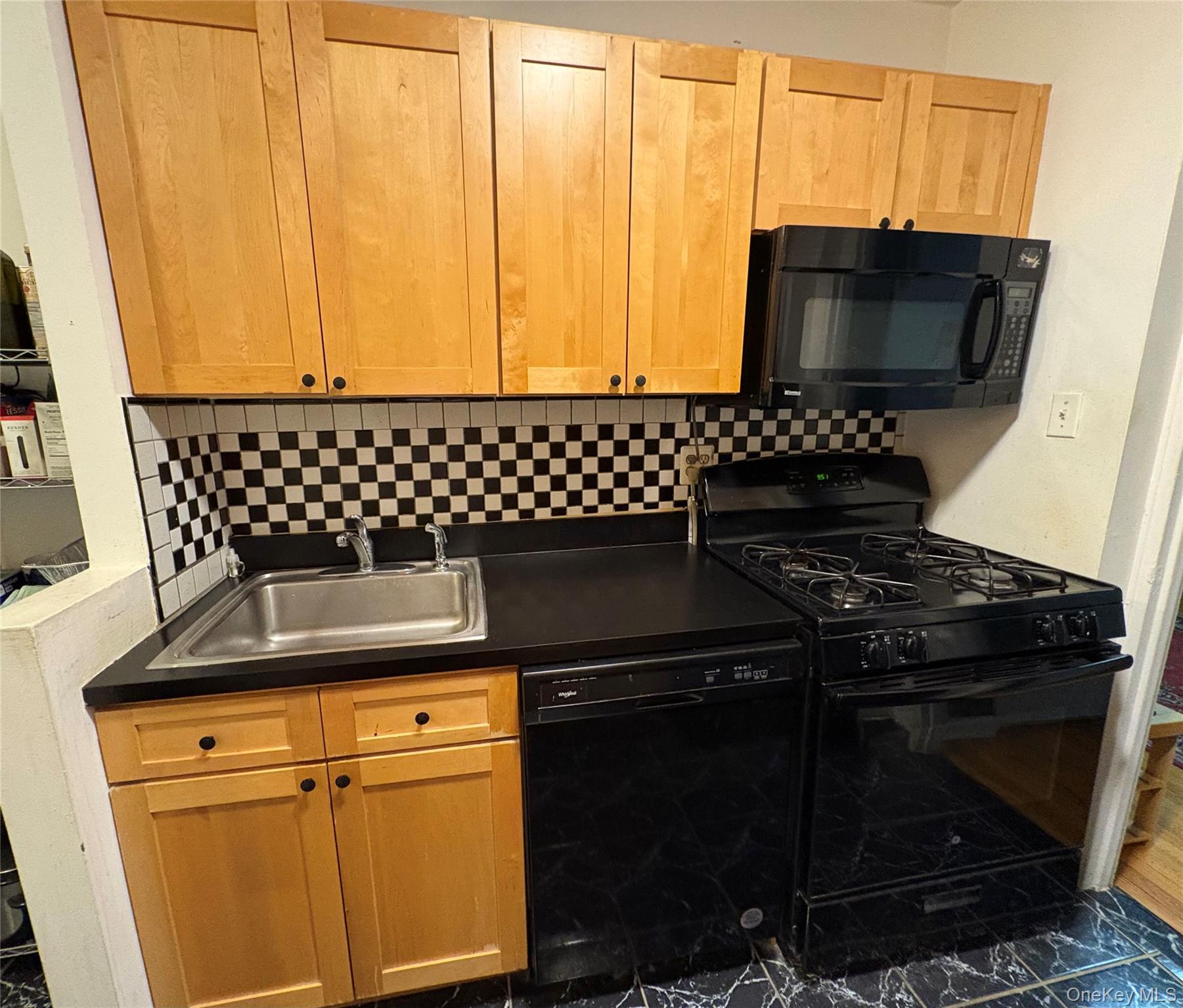 2090 Barnes Avenue # 4D, Bronx, NY 10462