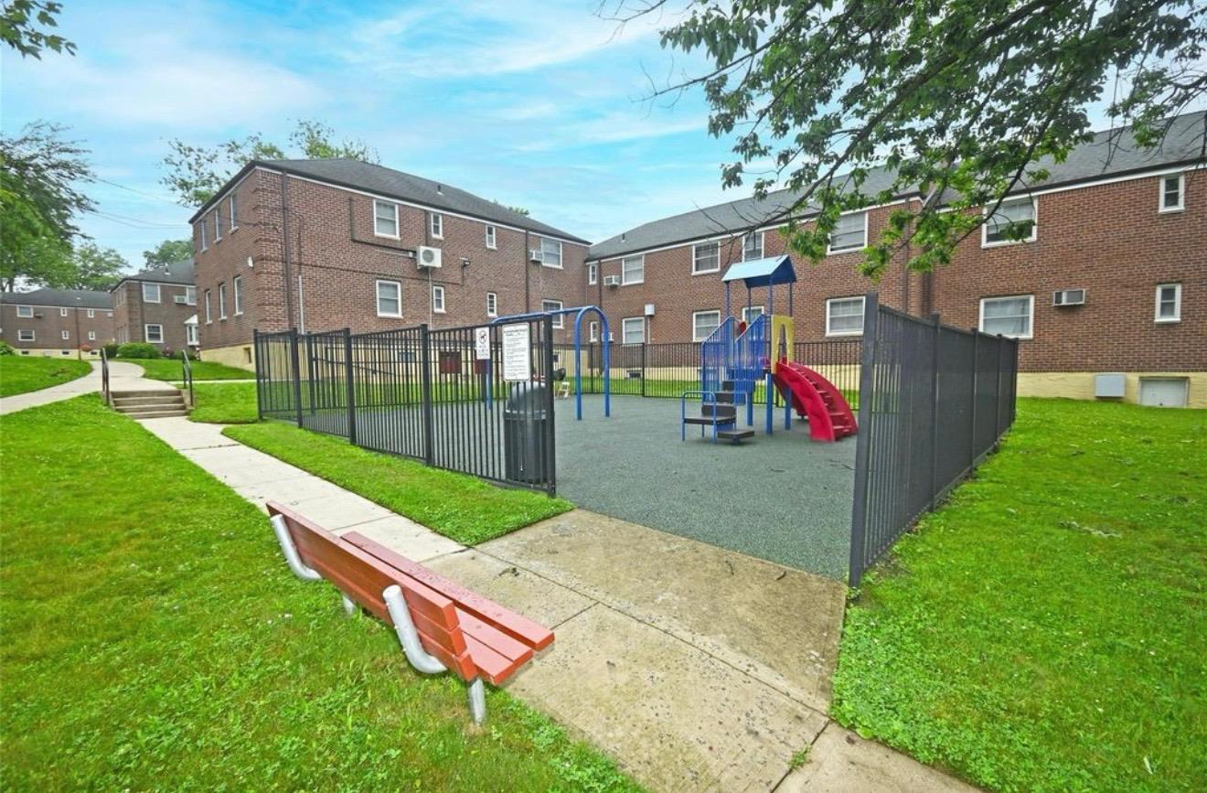 58-49 251st Street # 1 Floor, Little Neck, NY 11362