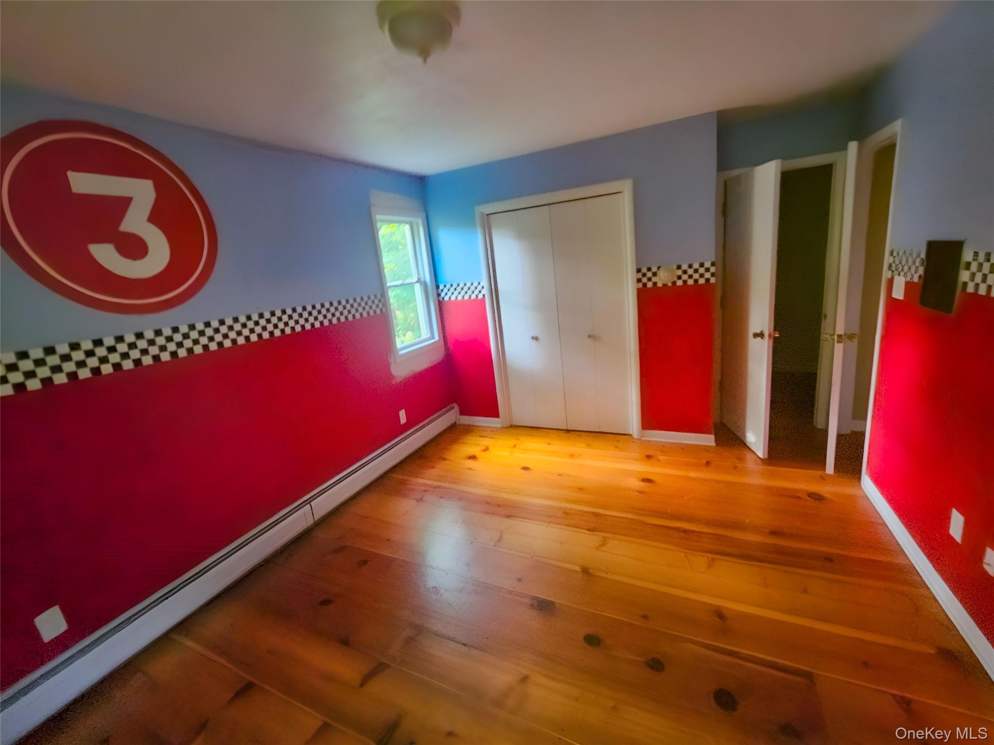 6 White Oaks Road, Hyde Park, NY 12538