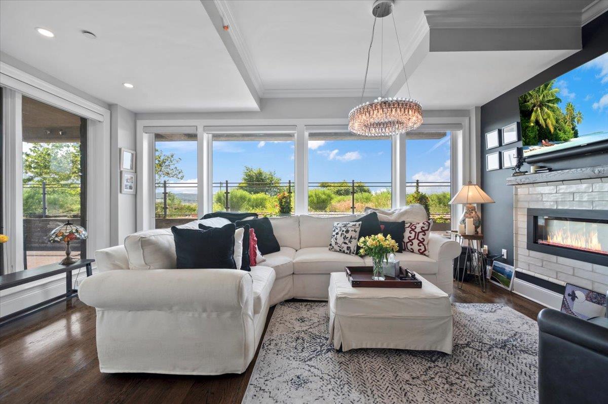 18 Rivers Edge Drive # 102, Tarrytown, NY 10591