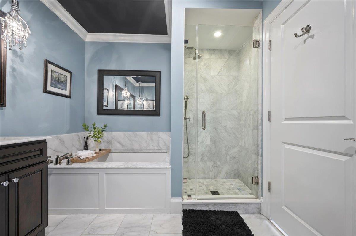 18 Rivers Edge Drive # 102, Tarrytown, NY 10591