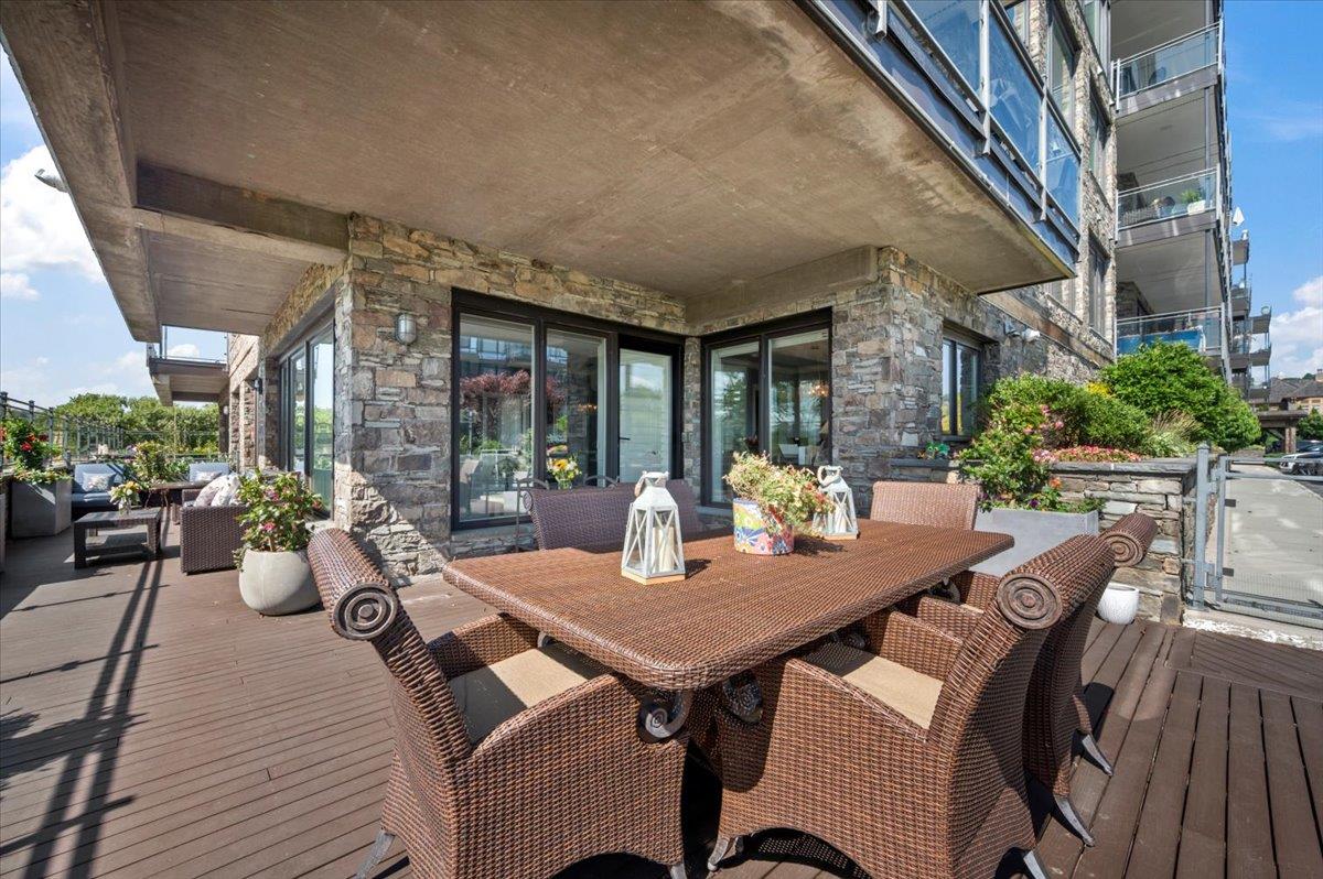 18 Rivers Edge Drive # 102, Tarrytown, NY 10591