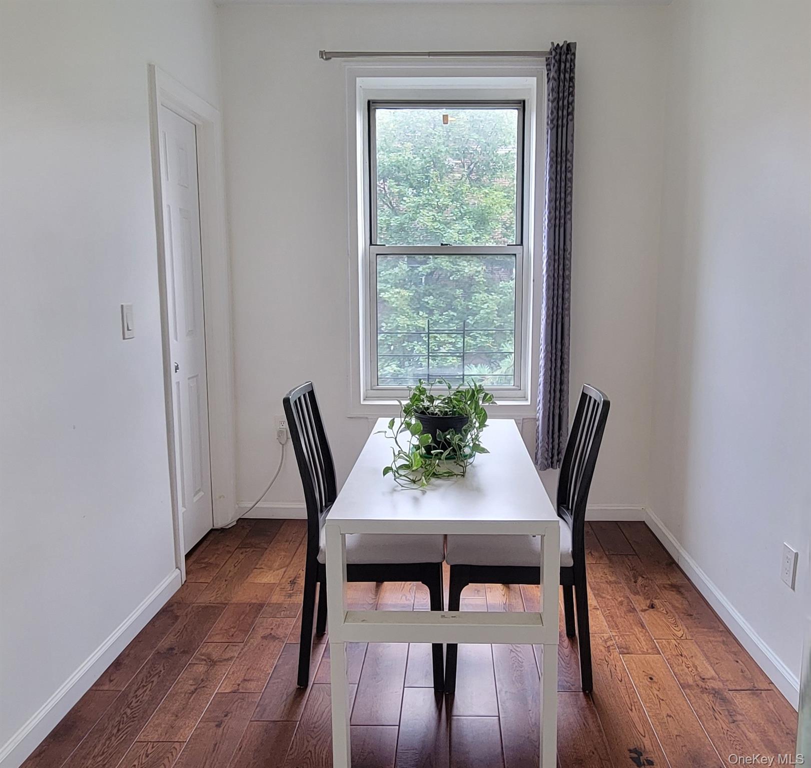 111-39 76th Road # E2, Forest Hills, NY 11375