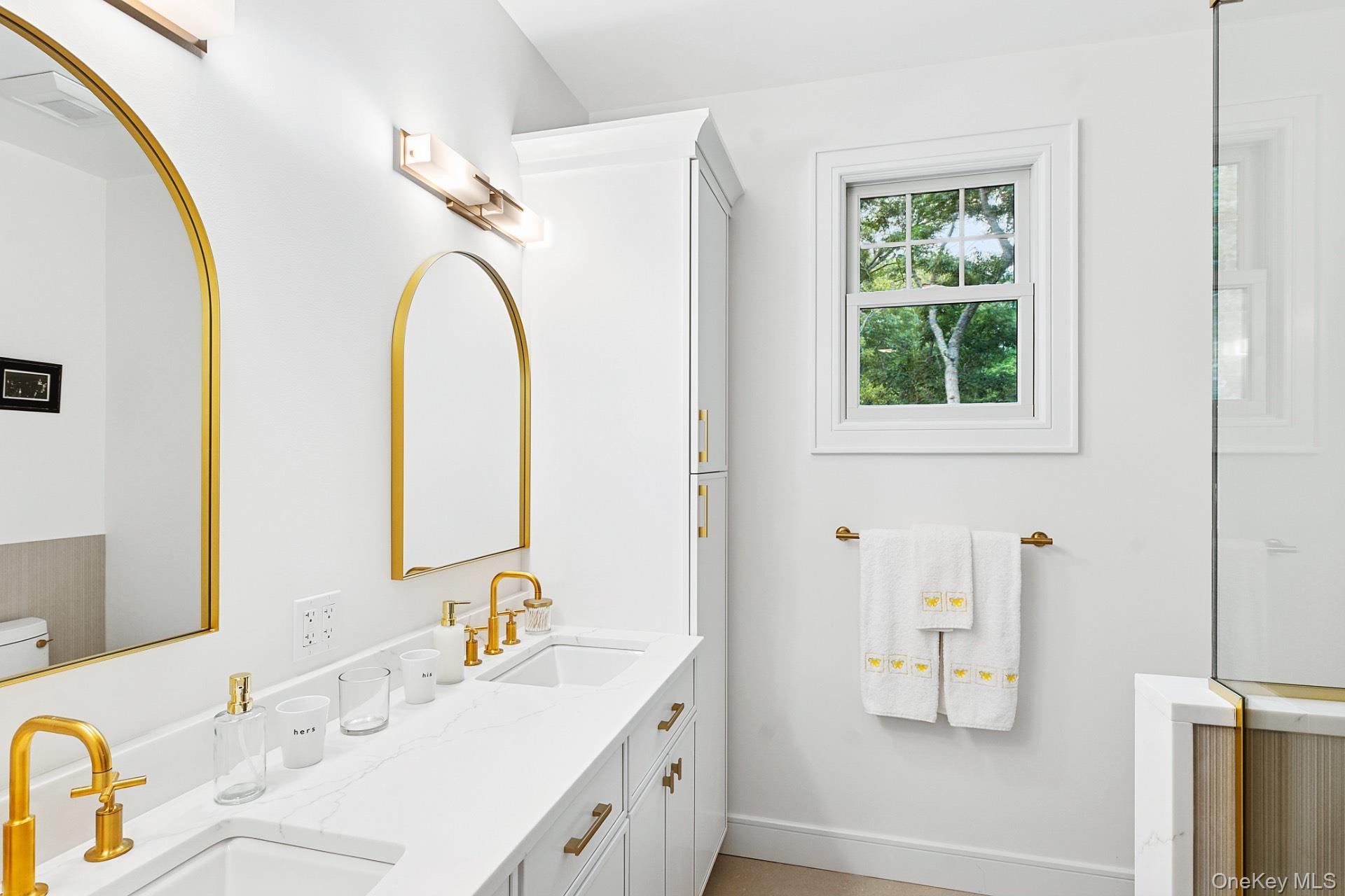 38 Red Creek Road, Hampton Bays, NY 11946