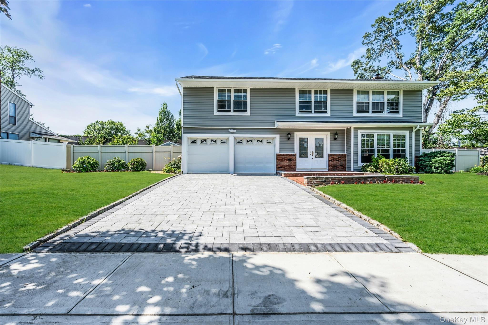 44 Apple Tree Drive, Hauppauge, NY 11788