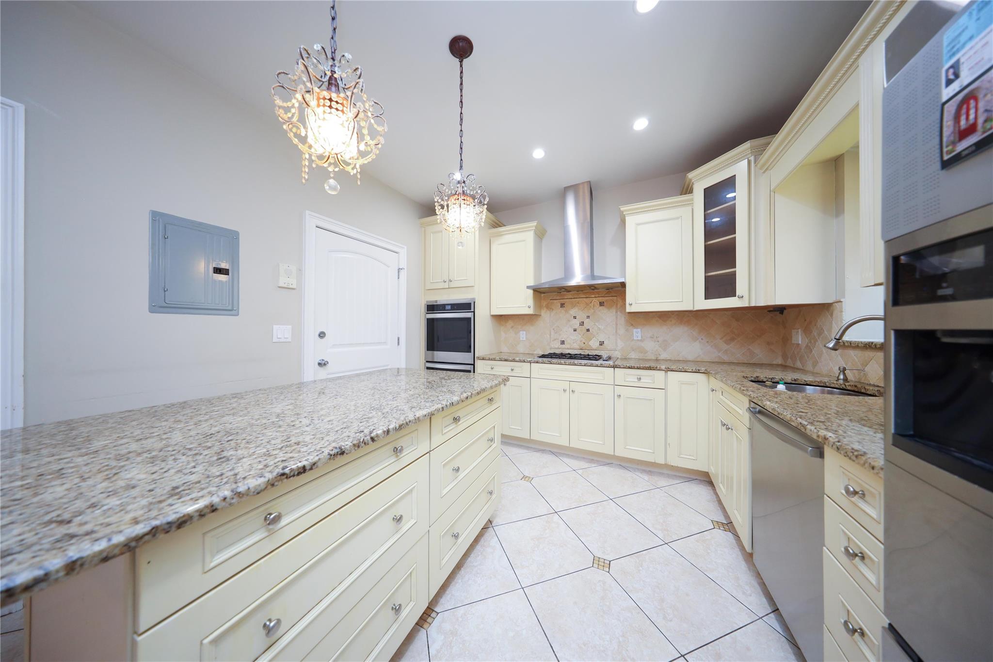 2132 E 13th Street, Brooklyn, NY 11229